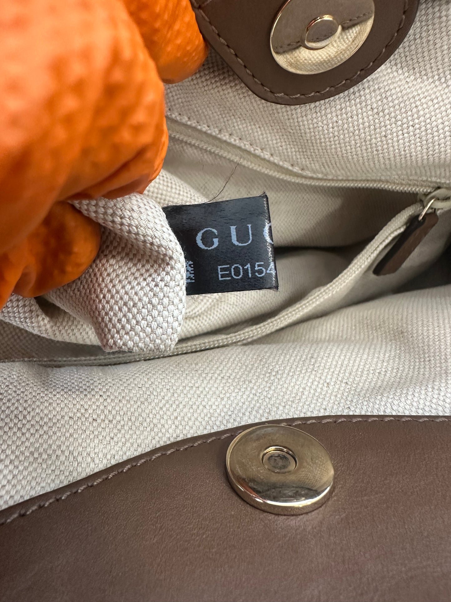 382508 - Gucci Sukey