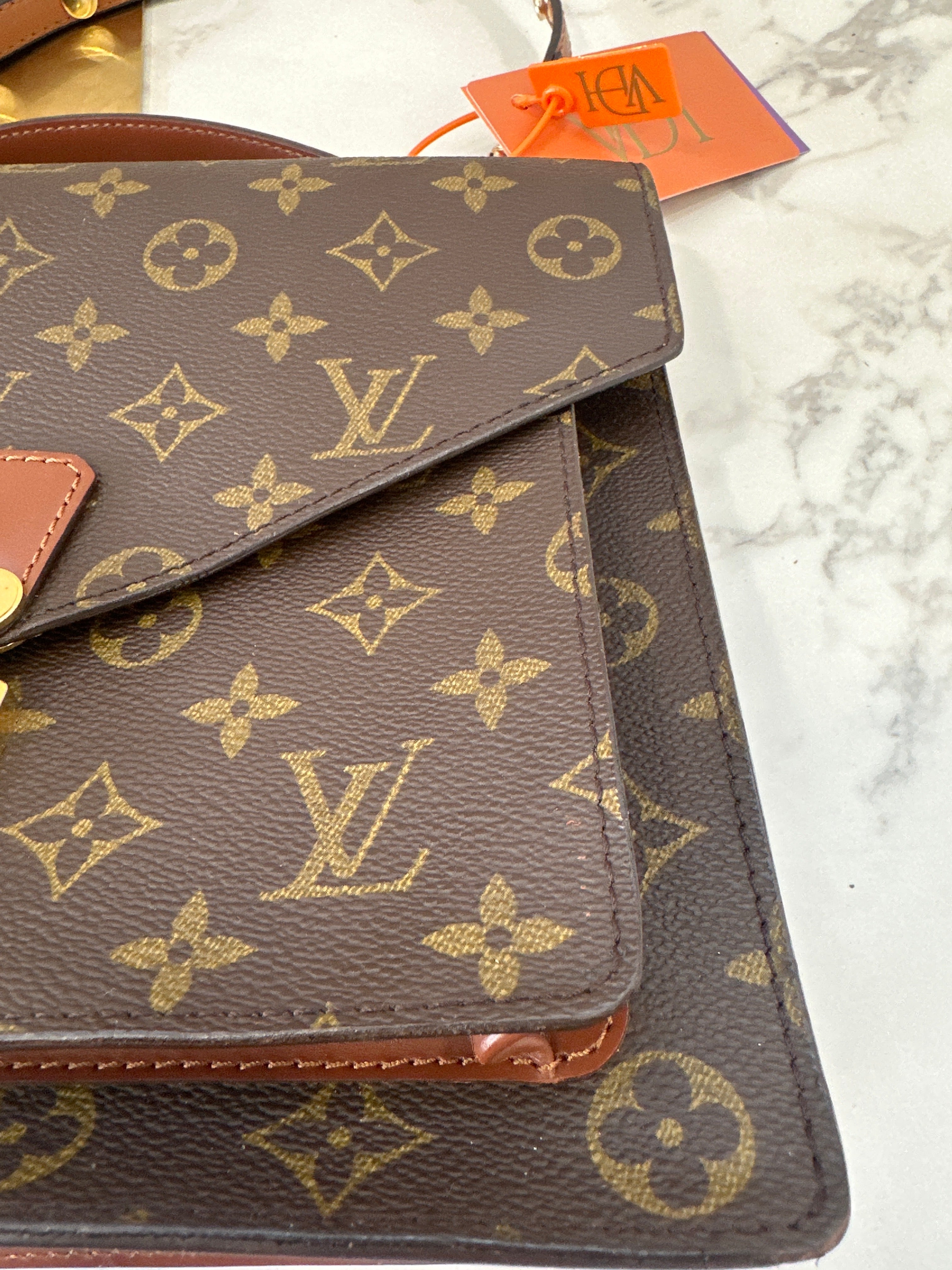 Louis Vuitton Monceau 28