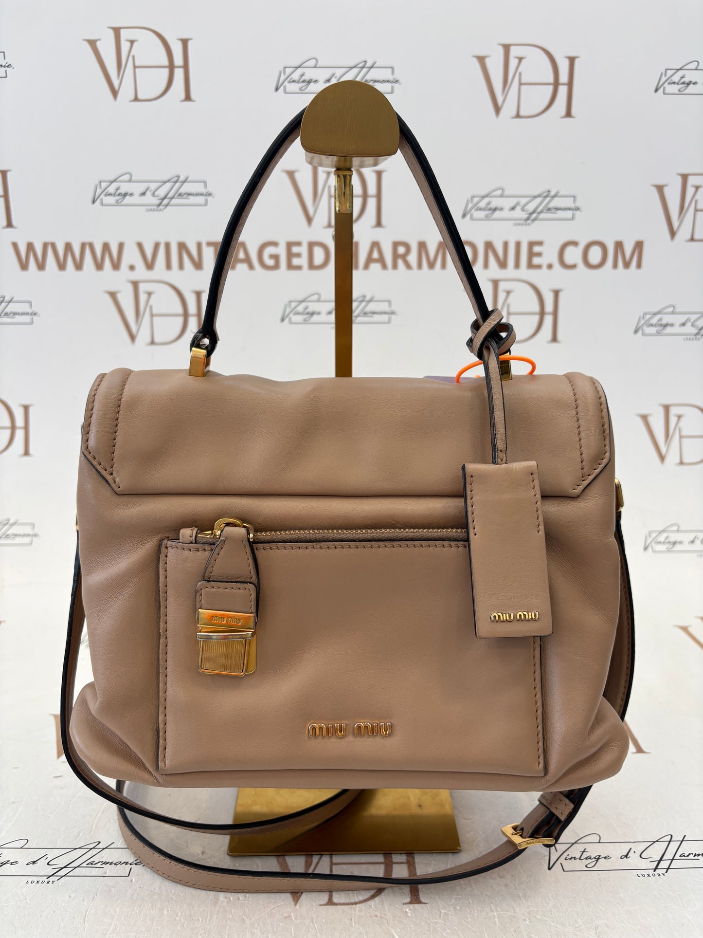 201047 - Miu Miu