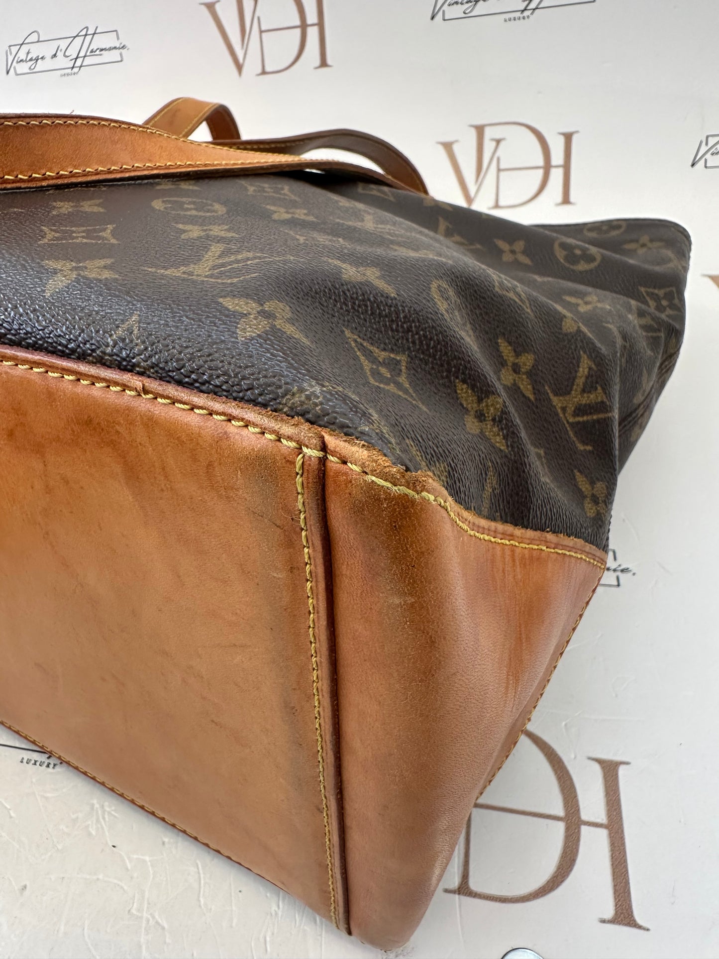 017875 - Louis Vuitton Cabas Mezzo