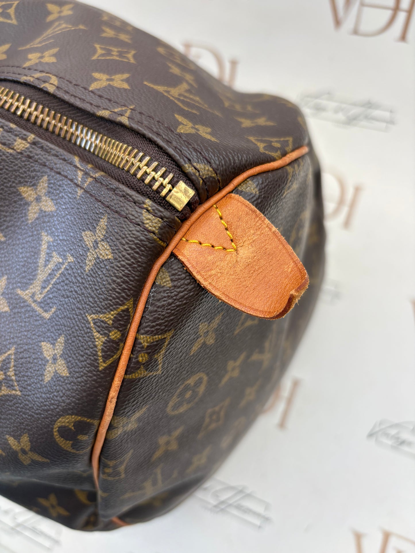 018864 - Louis Vuitton Keepall 55