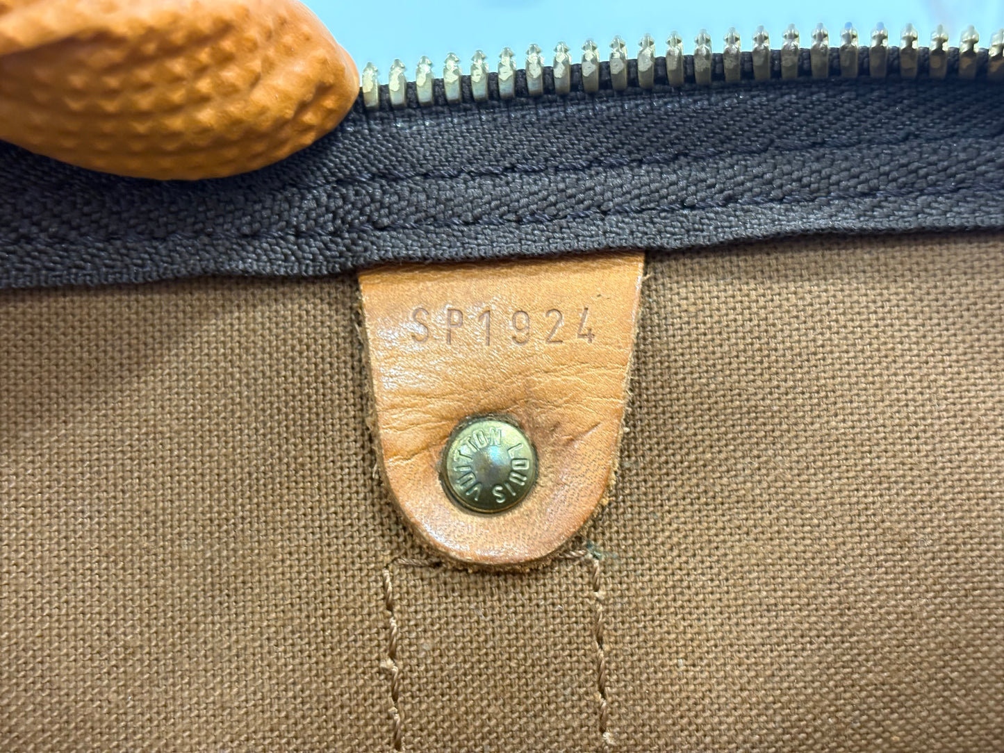 017147 - Louis Vuitton Keepall 45