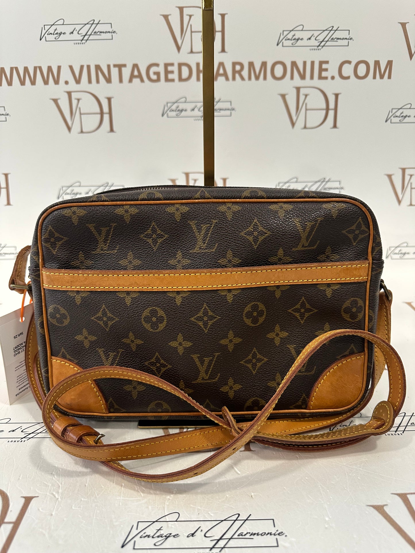 017792 - Louis Vuitton Trocadero 27