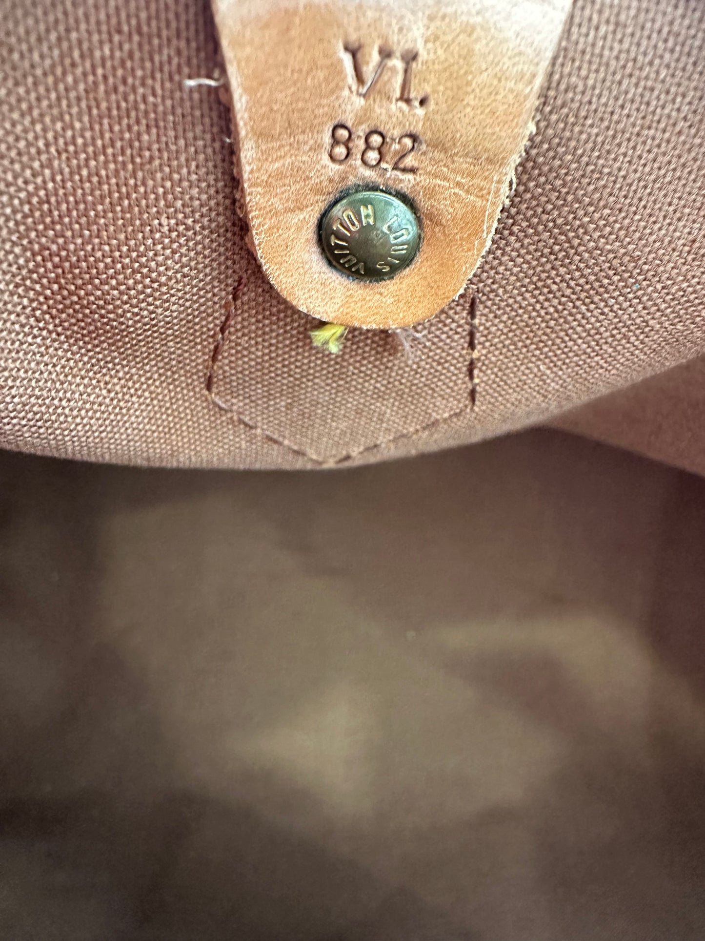 Louis Vuitton Speedy 40