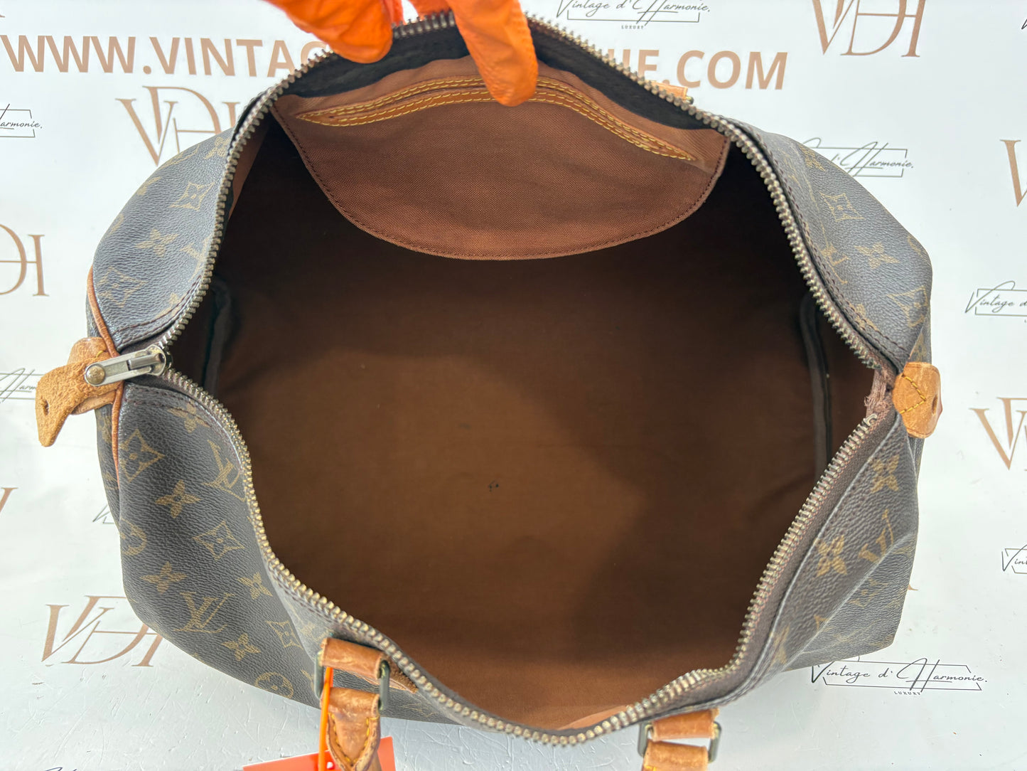 018987 - Louis Vuitton Speedy 40