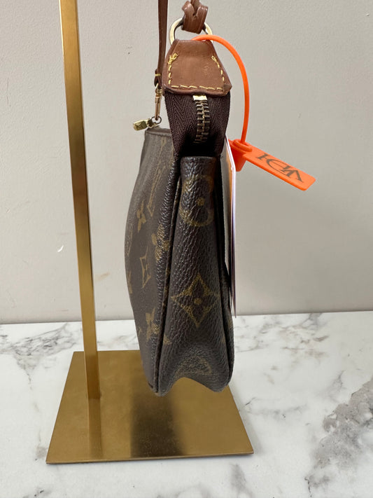 Louis Vuitton Pochette