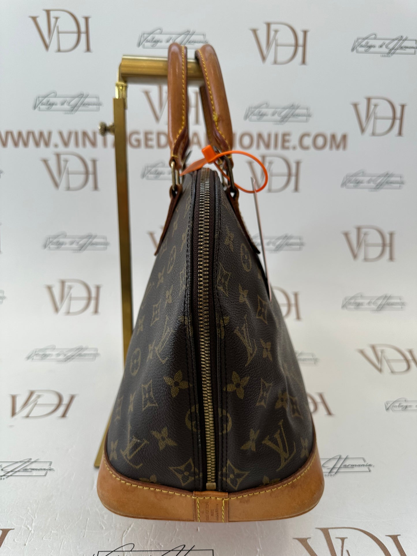 016878 - Louis Vuitton Alma