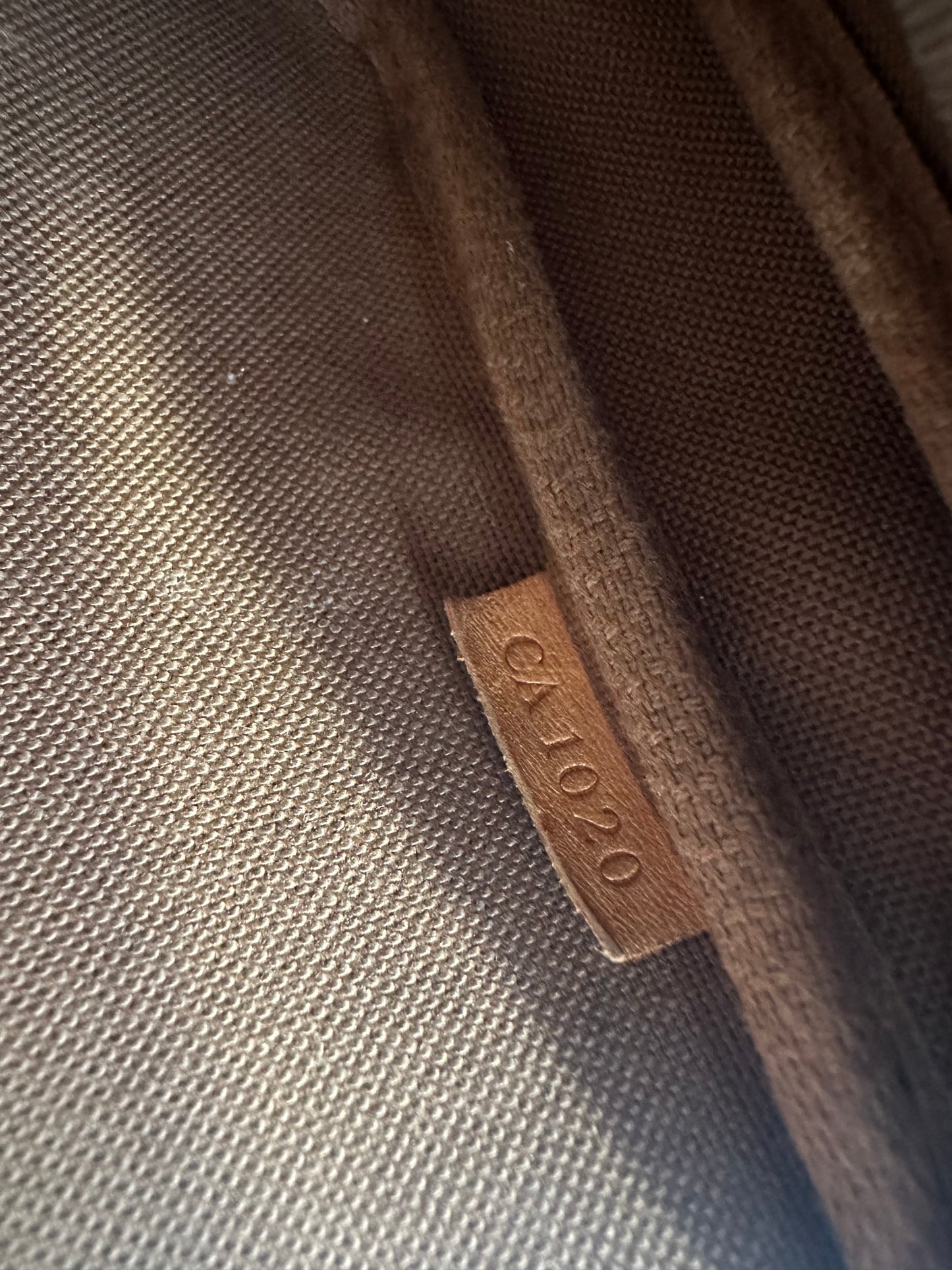 Louis Vuitton Pochette