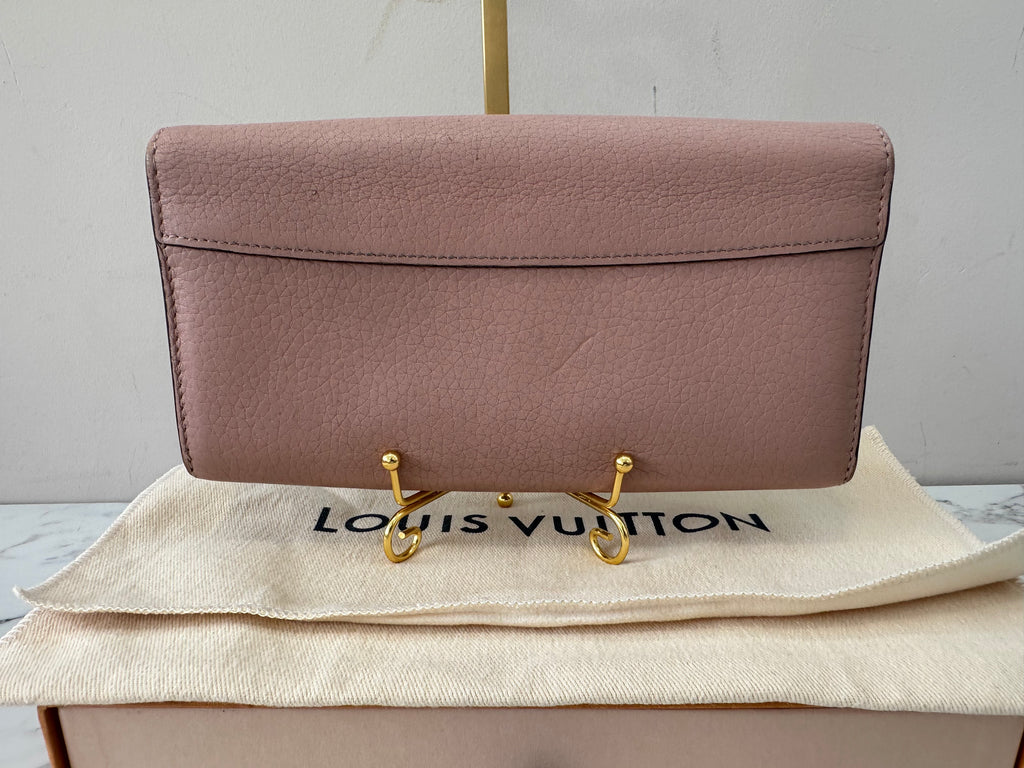 Louis Vuitton Capucines Long Wallet