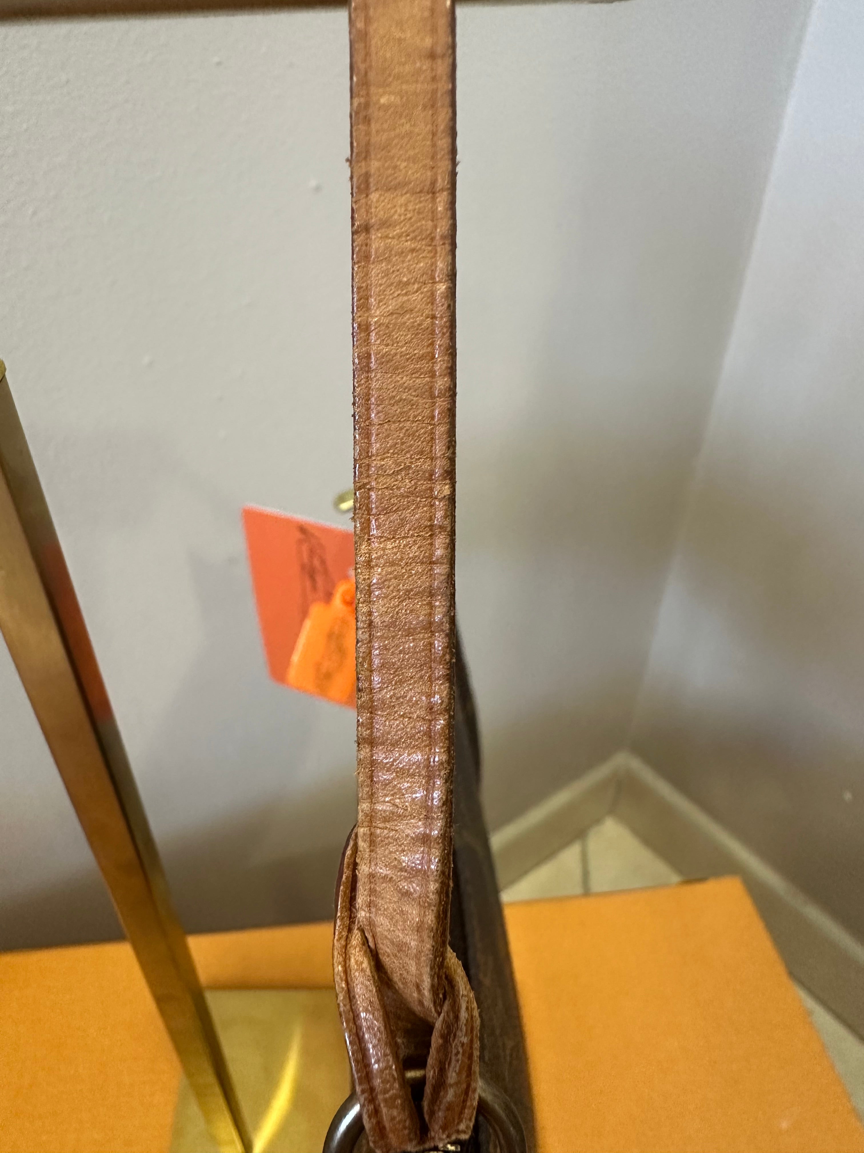 Louis Vuitton Pochette