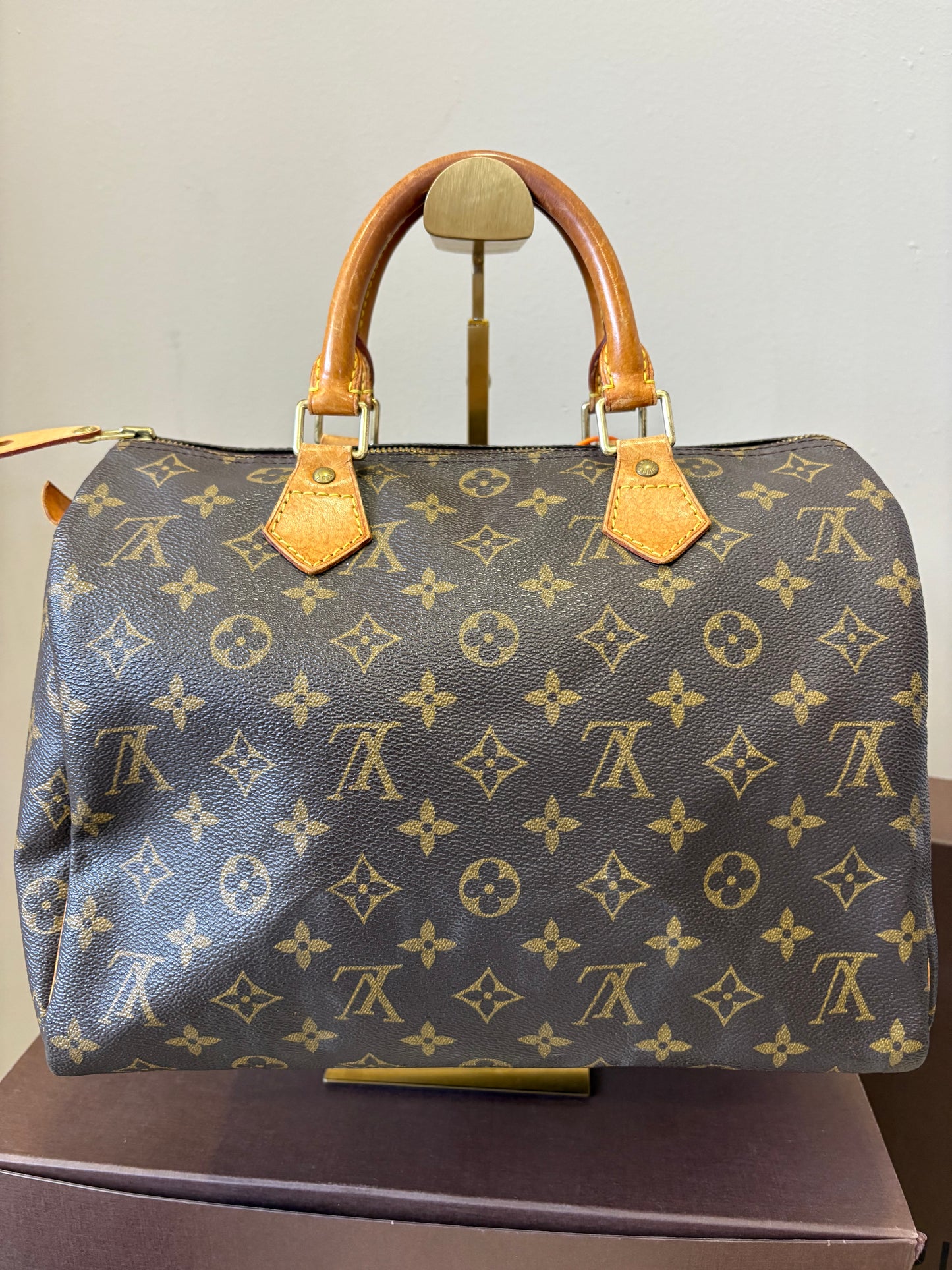 Louis Vuitton Speedy 30