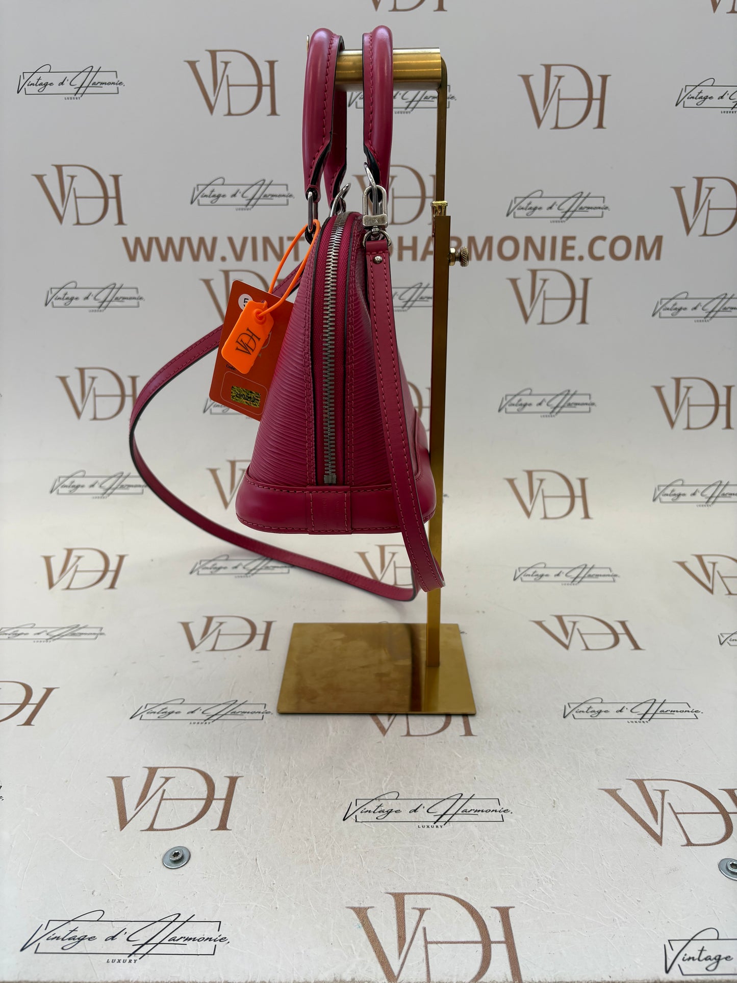 200819 - LV alma bb