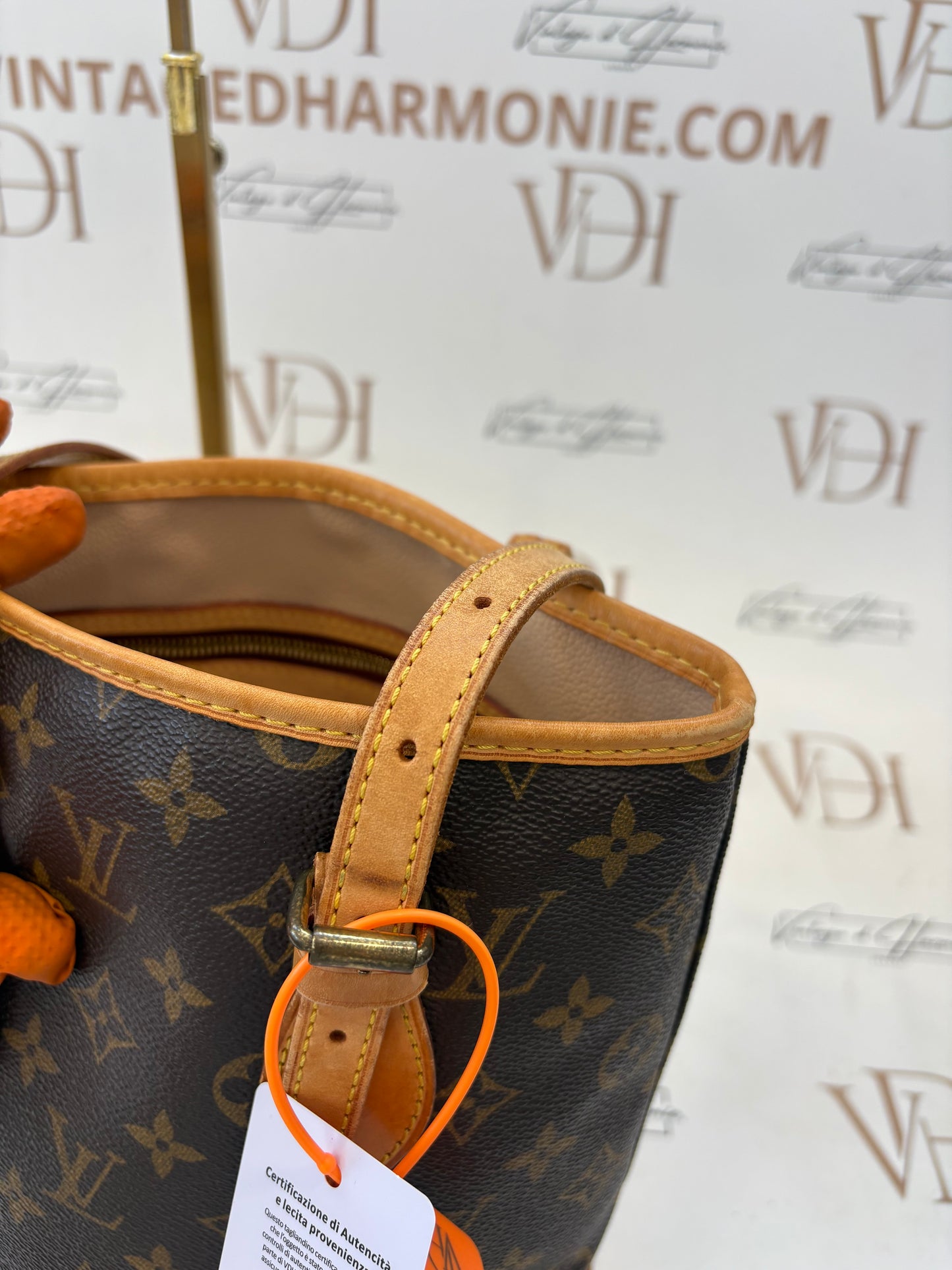 017267 - Louis Vuitton Bucket PM