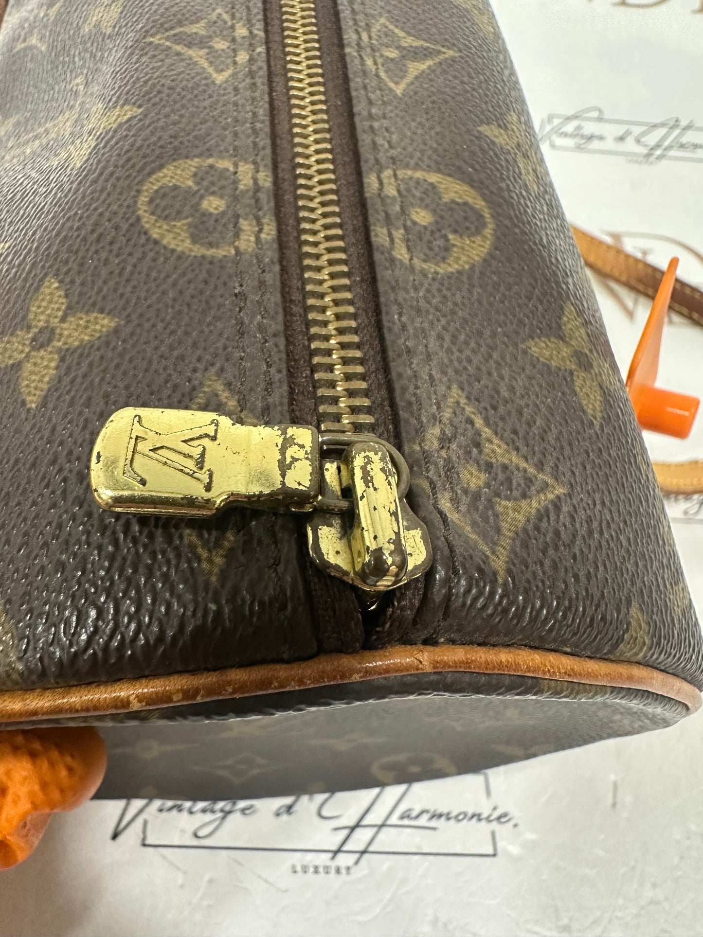 016916 - Louis Vuitton Papillon 26