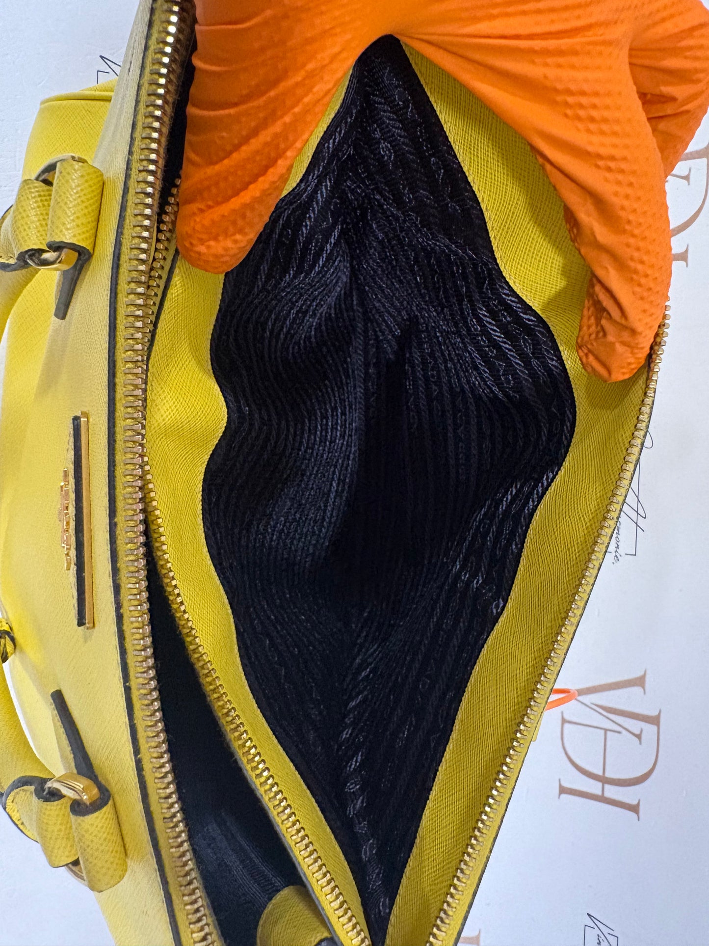 382990 - Prada Galleria Yellow