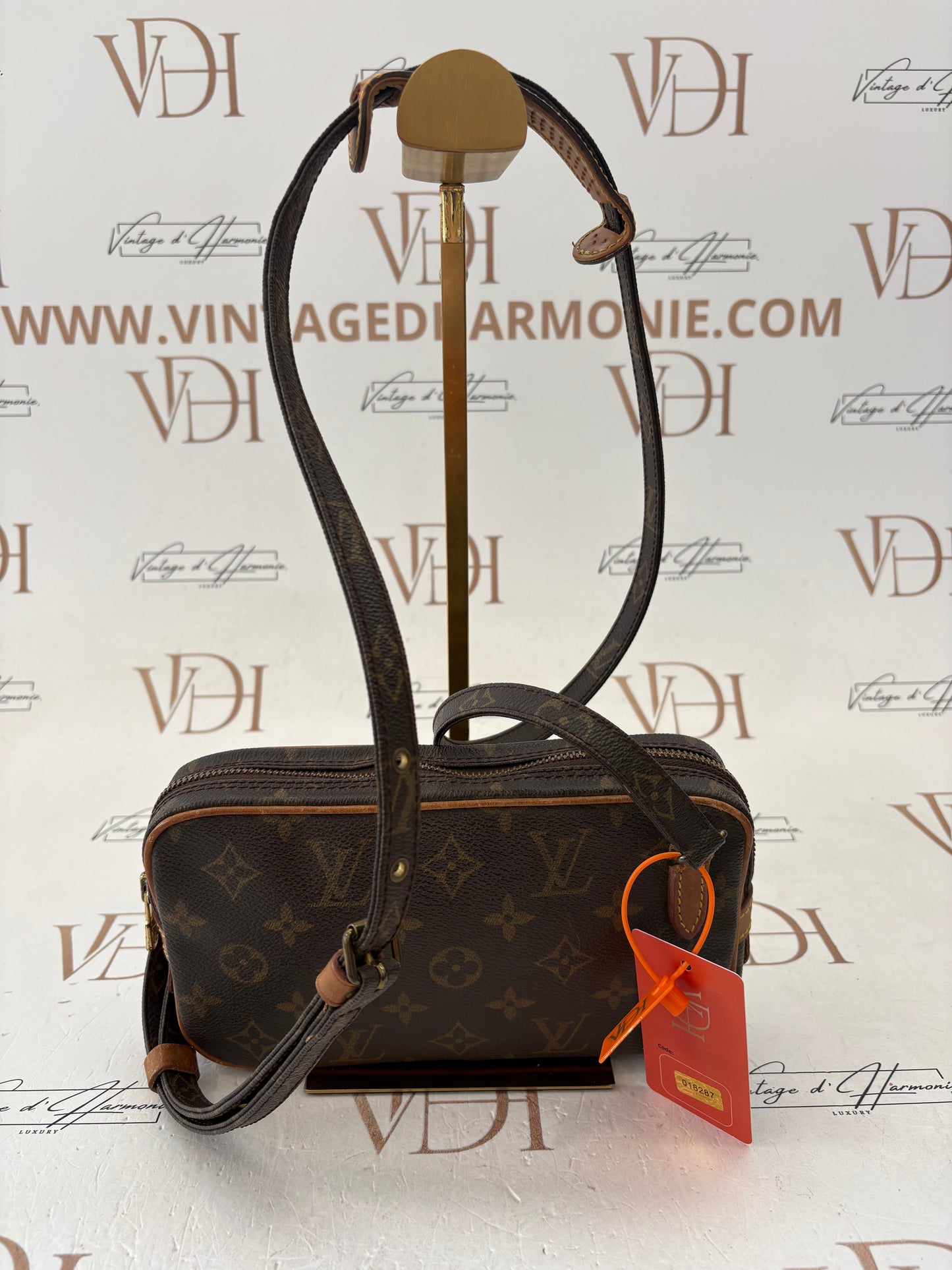 018287 - Louis Vuitton Marly Bandouliere
