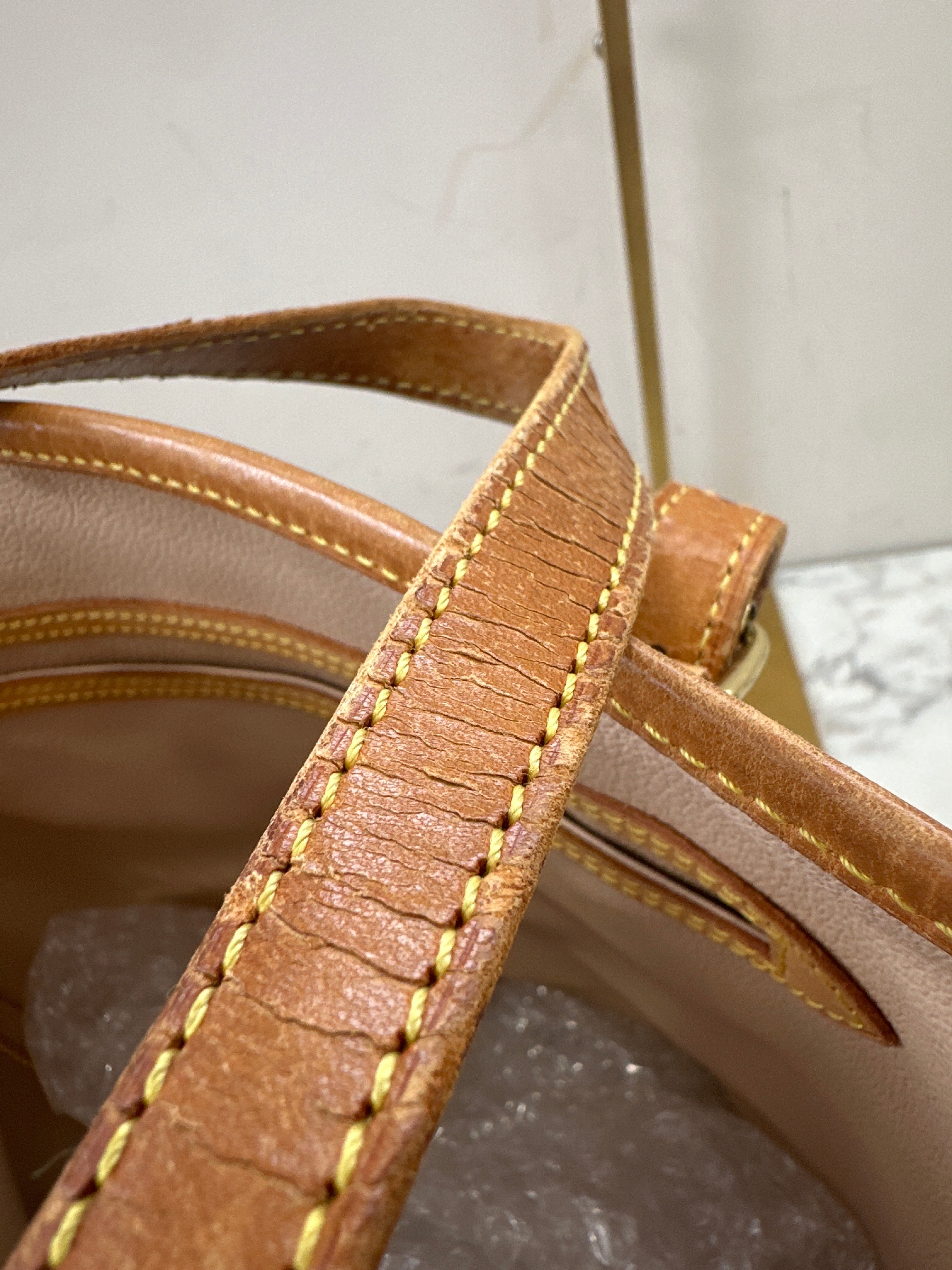 Louis Vuitton Bucket GM