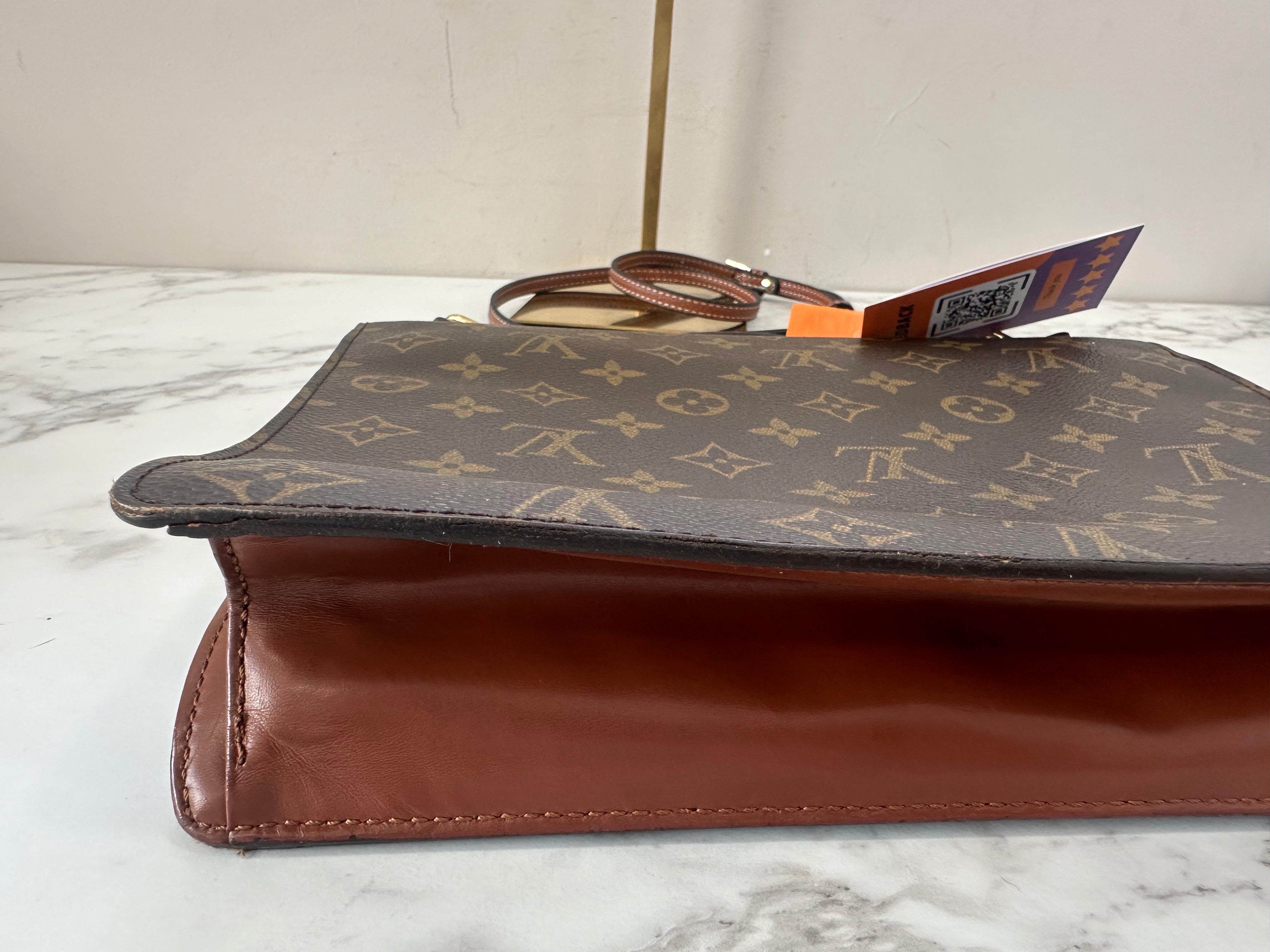 Louis Vuitton Monceau 28