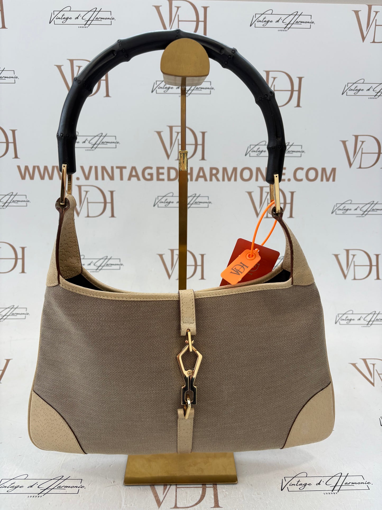 384291 - Gucci Jackie