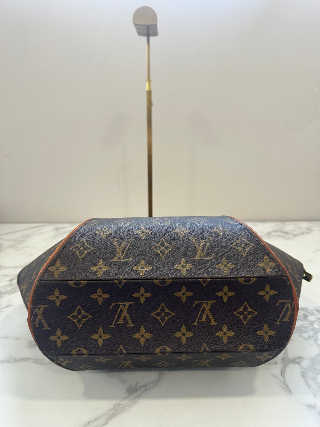 Louis Vuitton Ellipse MM