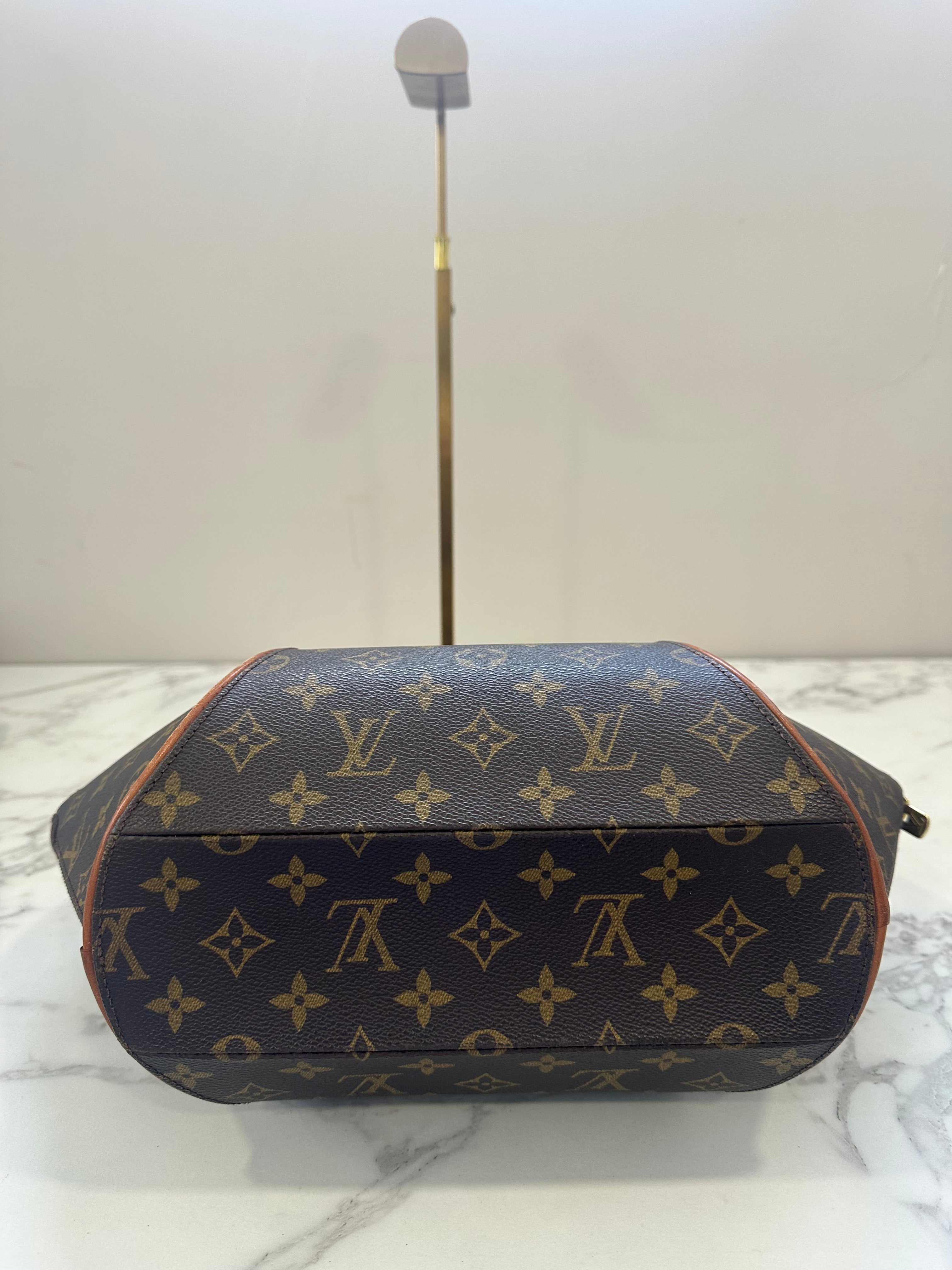 Louis Vuitton Ellipse MM