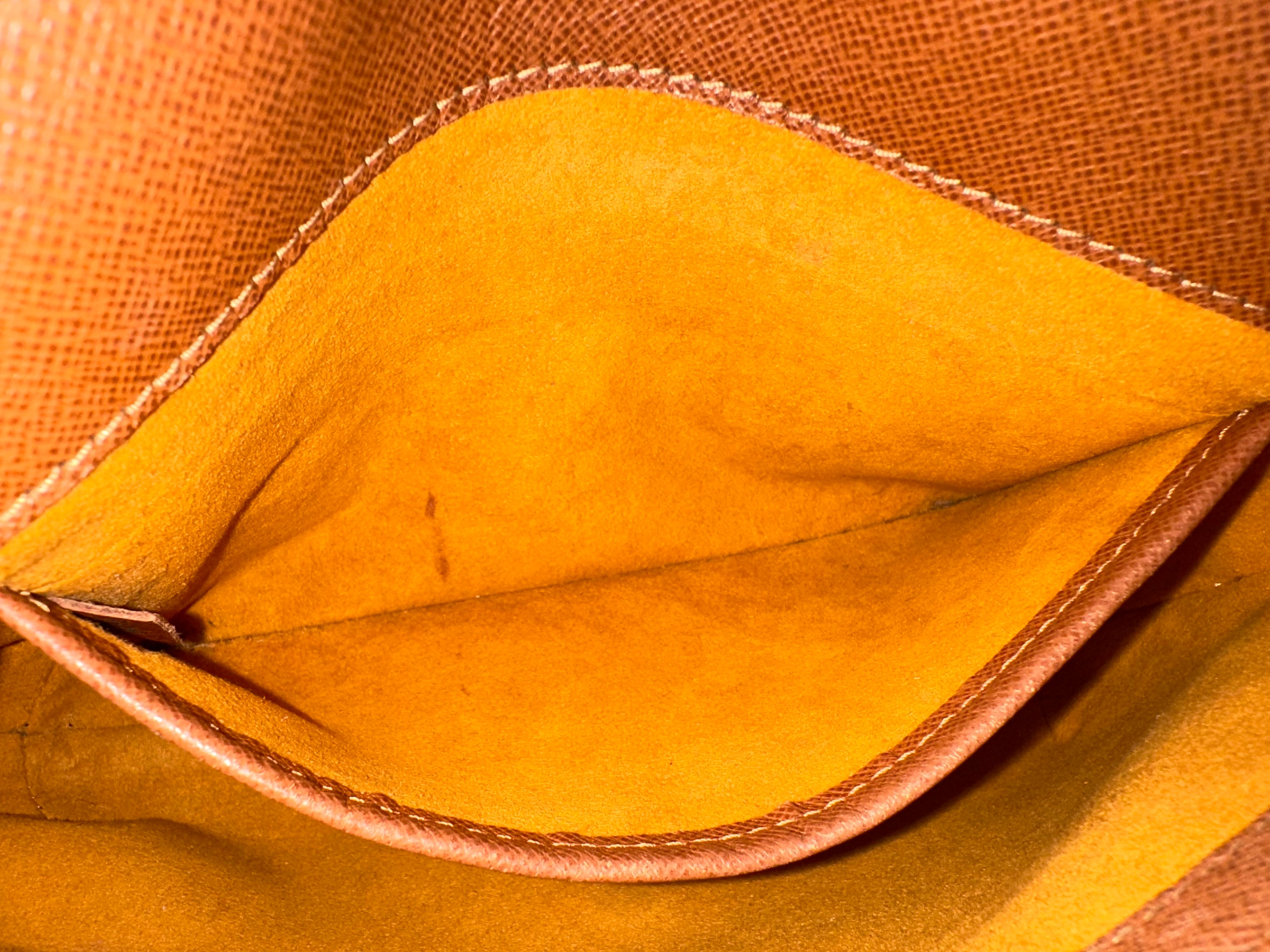 Louis Vuitton Musette Samba