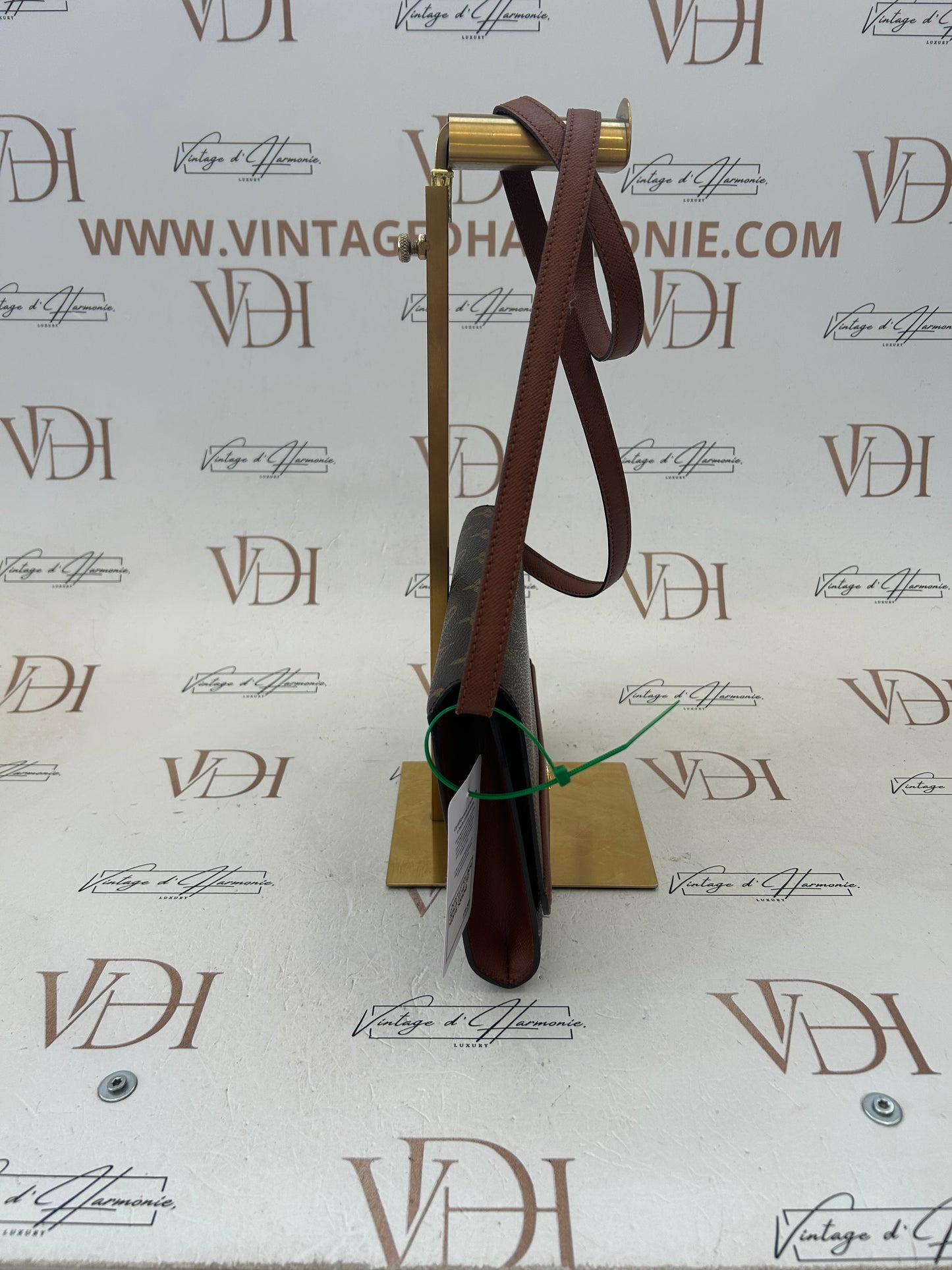 017114 - Louis Vuitton Bordeaux