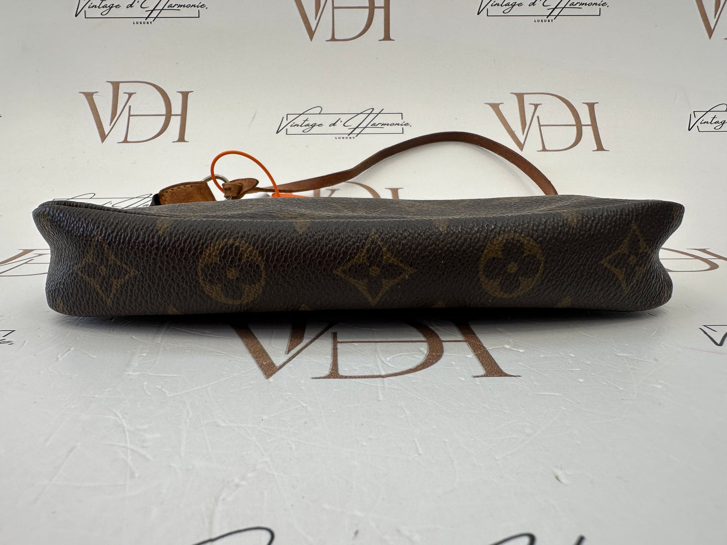 017749 - Louis Vuitton Pochette
