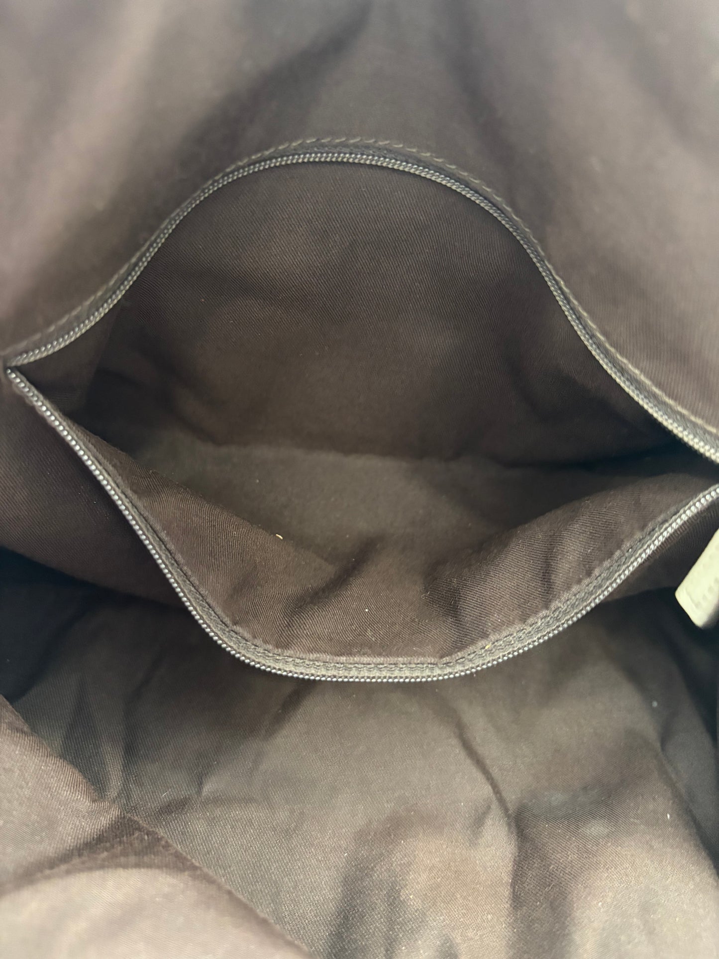 383935 - Gucci Sukey