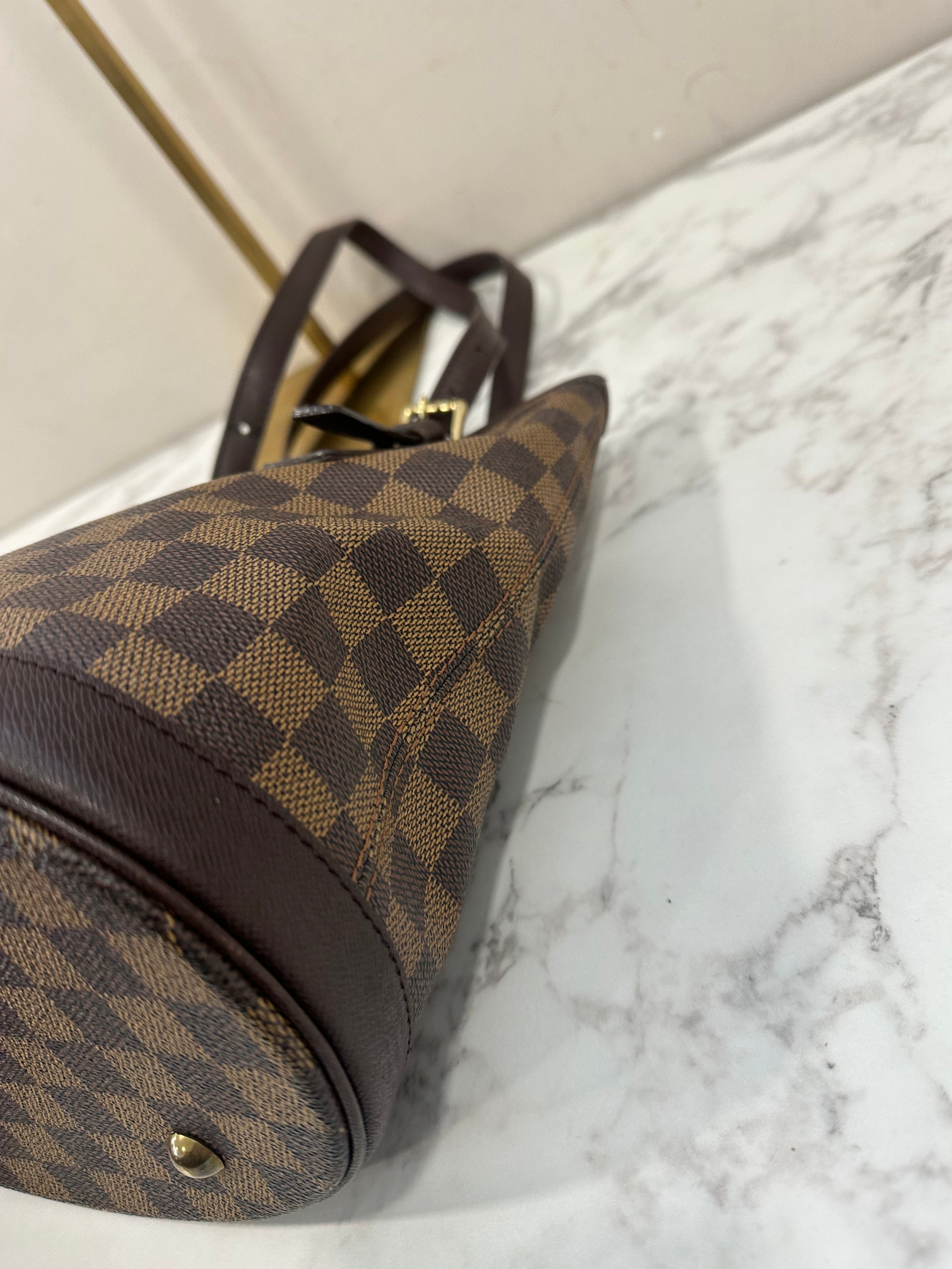 Louis Vuitton Damier Marais
