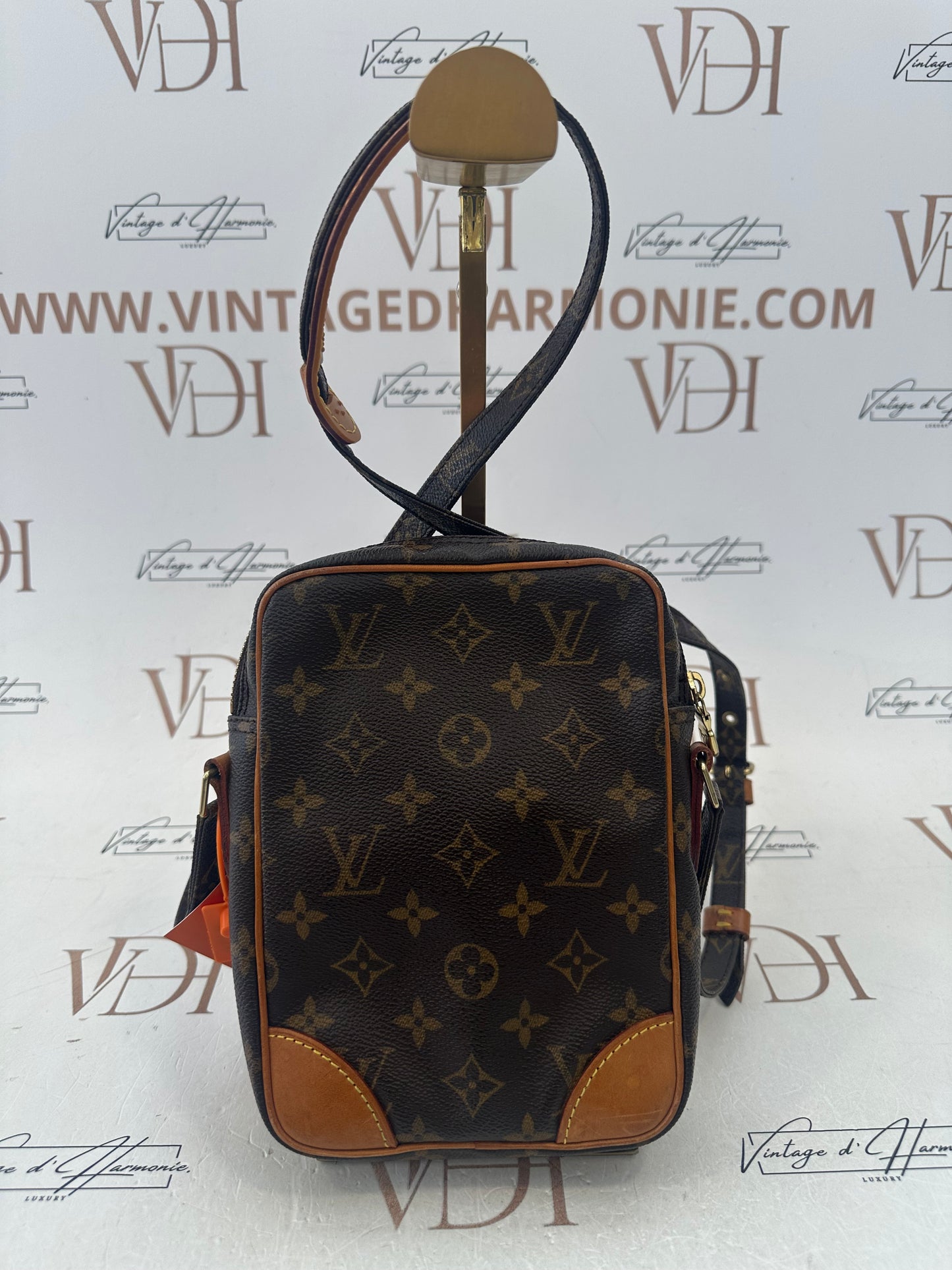 018755 - Louis Vuitton Danube