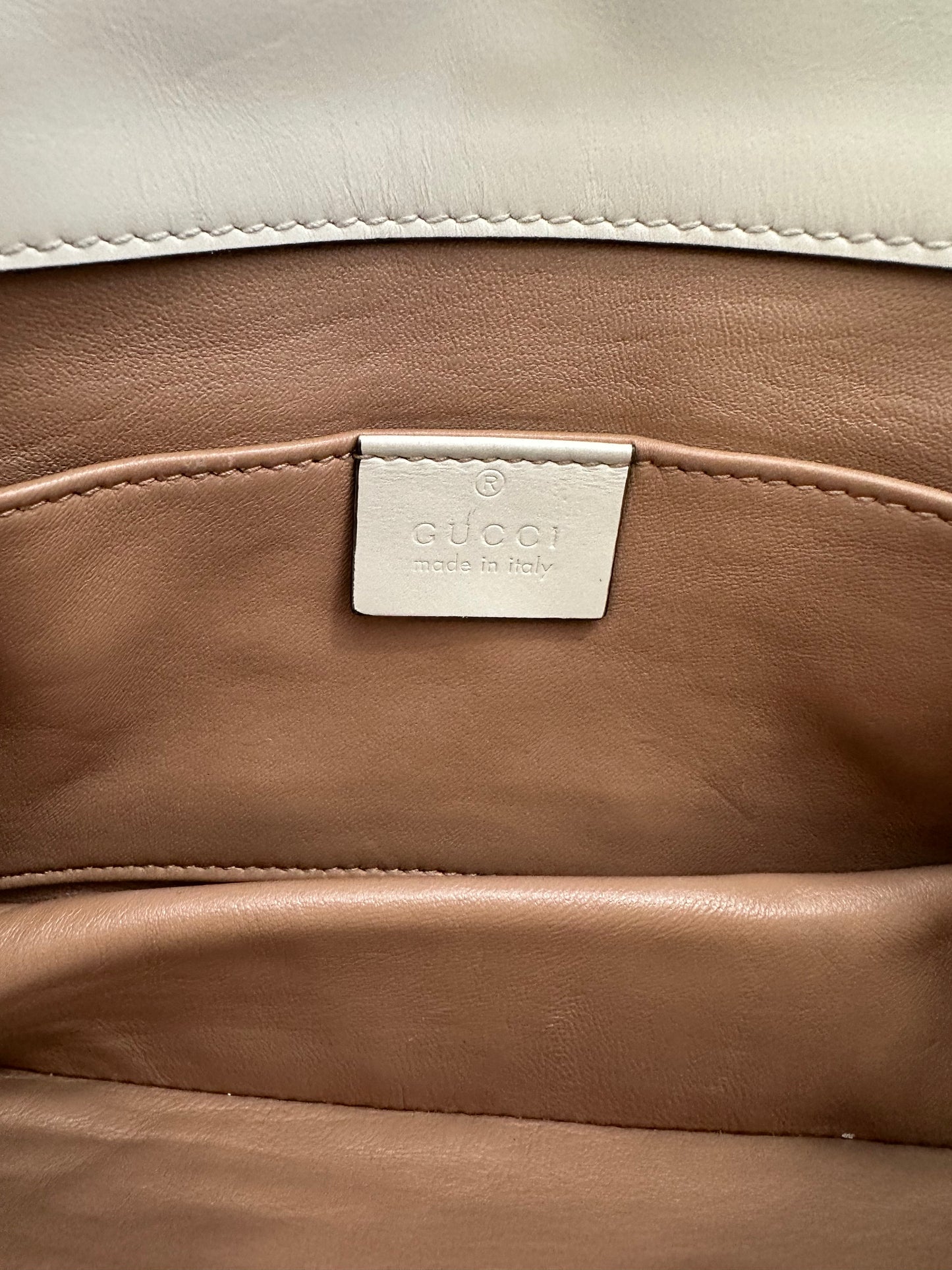 382783 - Gucci Queen Margaret