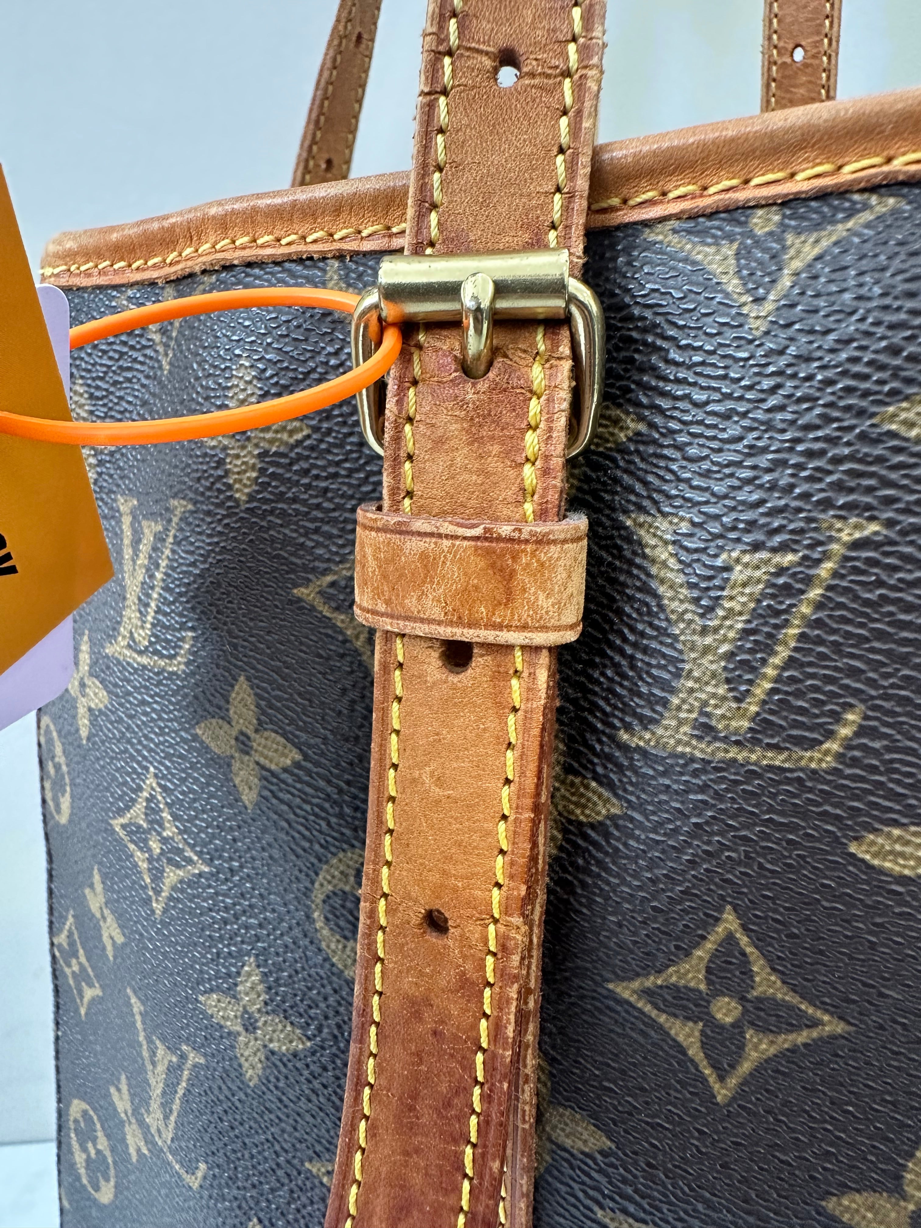 Louis Vuitton Bucket GM