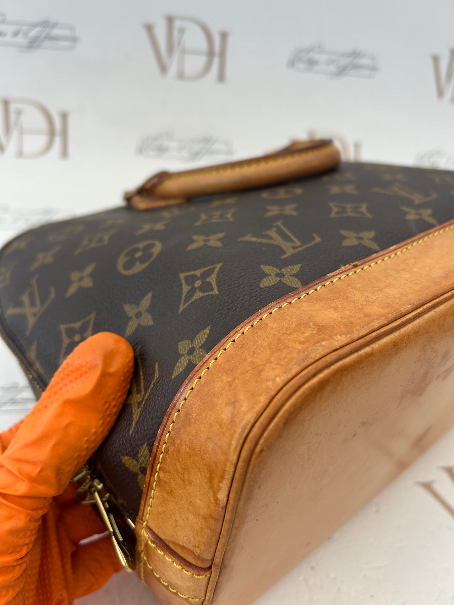 017175 - Louis Vuitton Monogram Alma Handbag