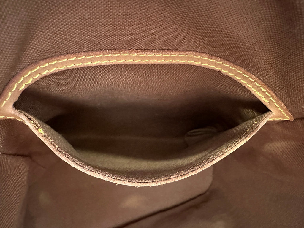 Louis Vuitton Montsouris MM