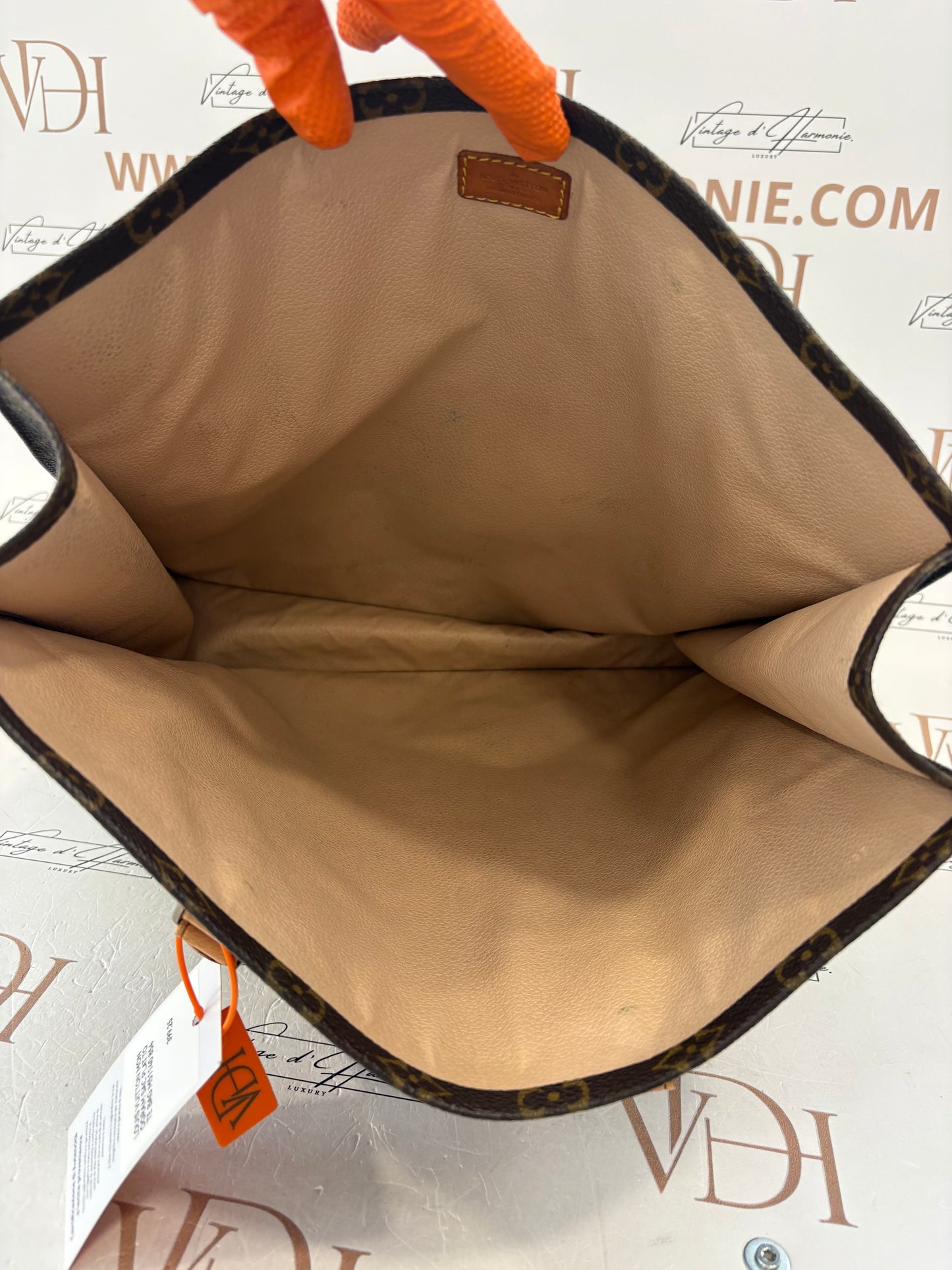 016918 - Louis Vuitton Sac Plat