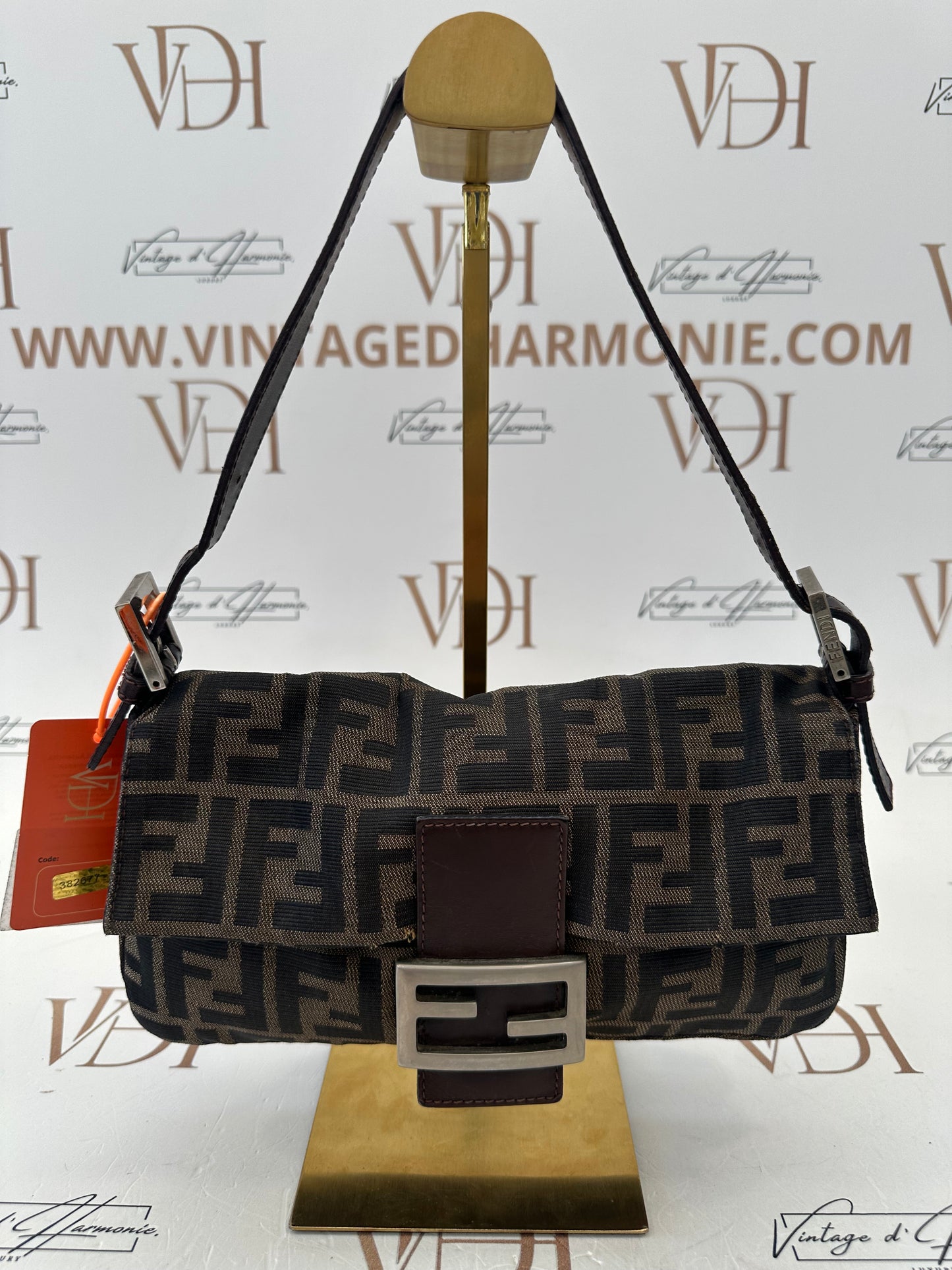 382677 - Fendi Mamma Forever