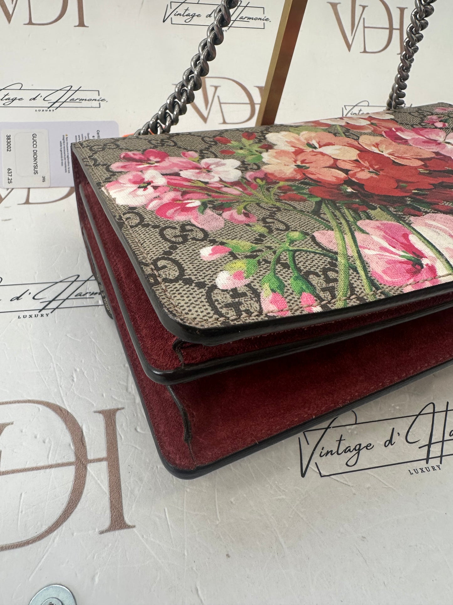 383002 - Gucci Dionysus