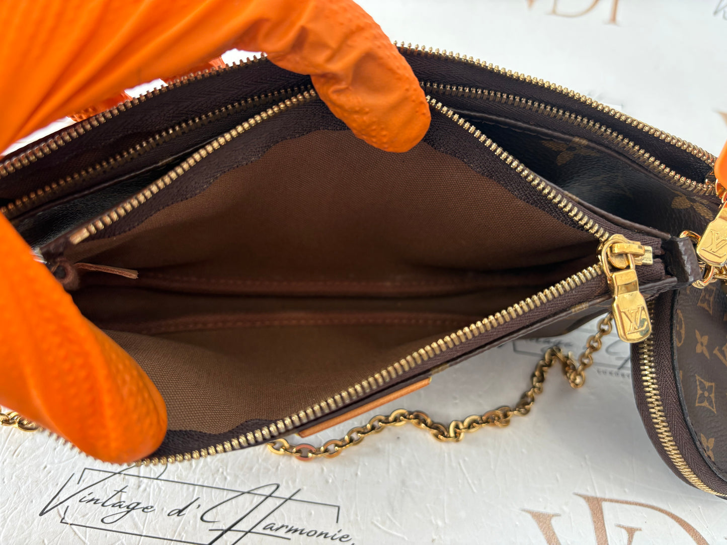 201426 - Louis Vuitton Multipochette