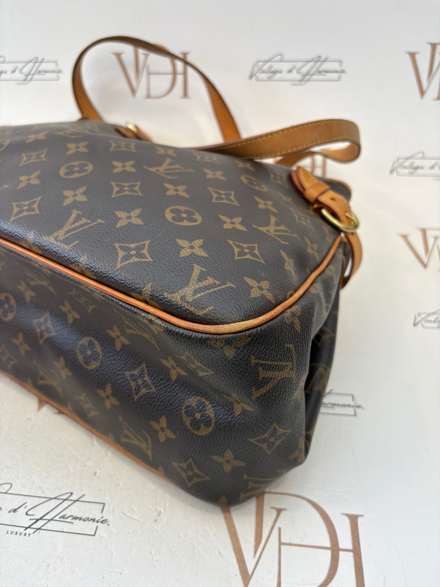 018128 - Louis Vuitton Batignolles Horizontal