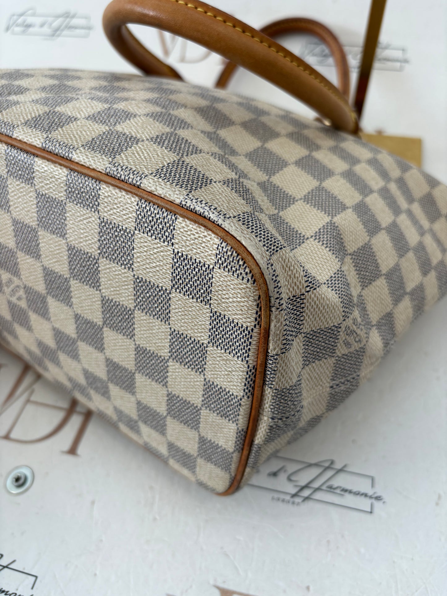 018140 - Louis Vuitton Saleya PM