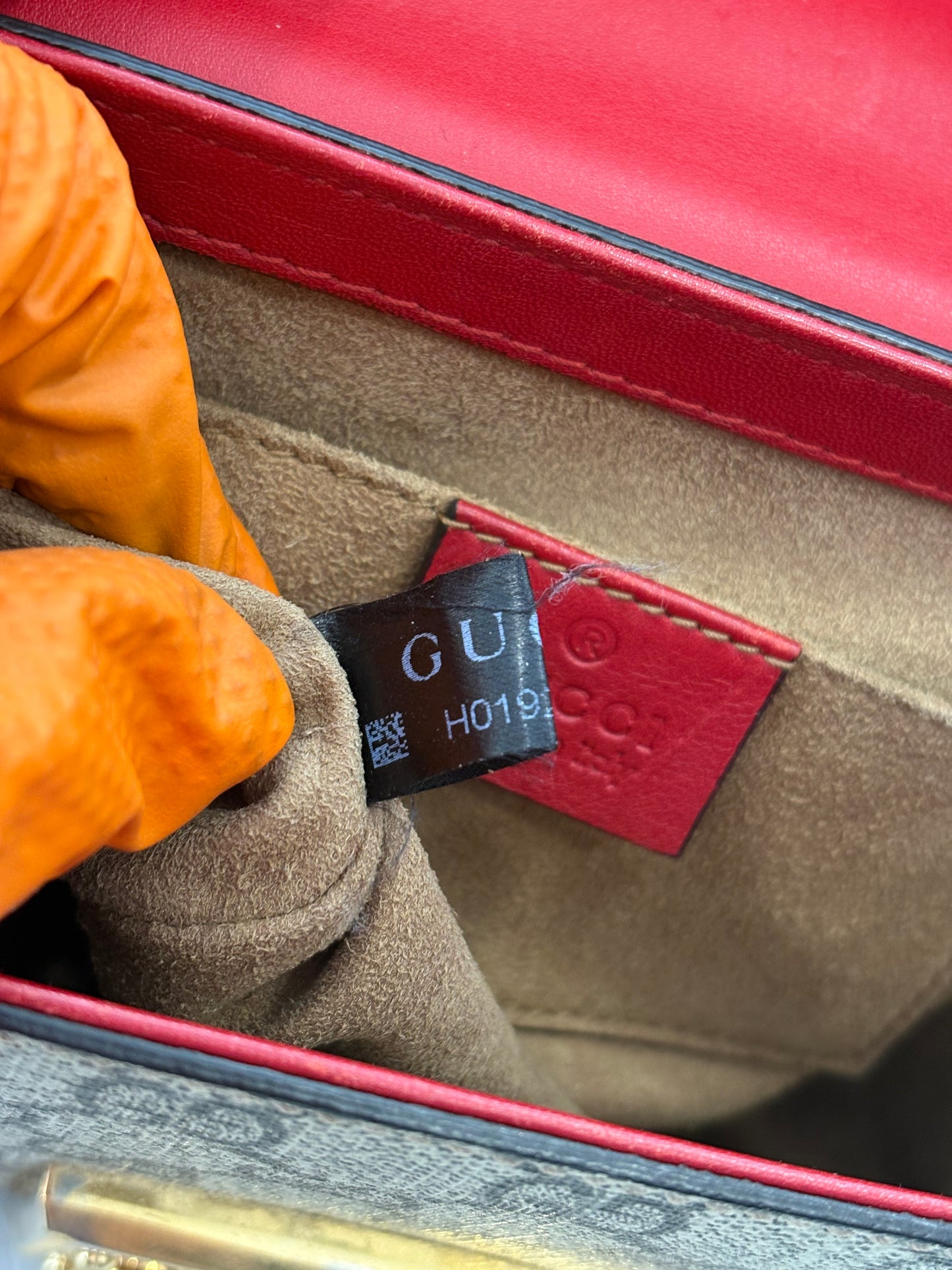 383576 - Gucci Padlock