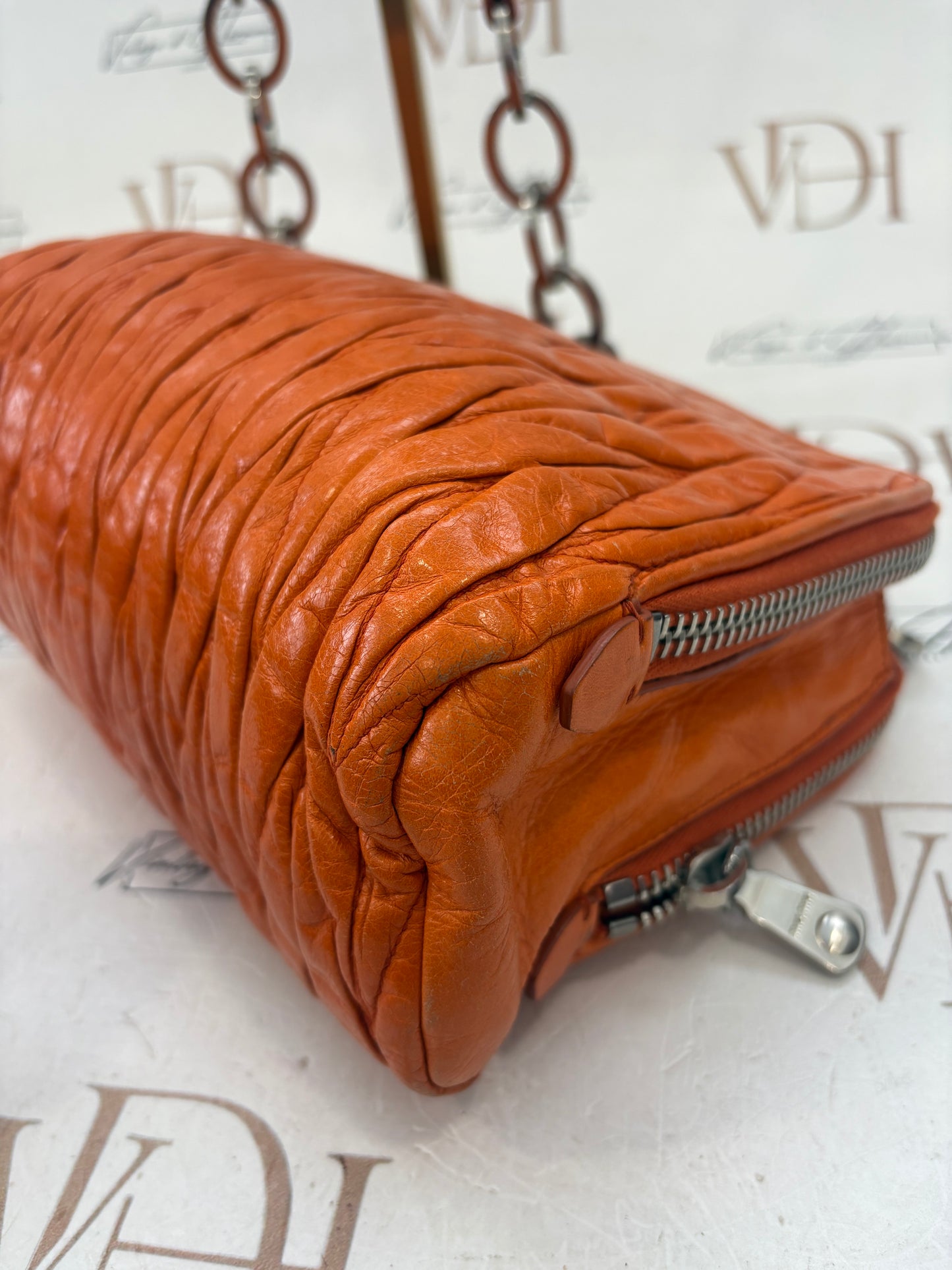 384310 - Miu Miu Orange