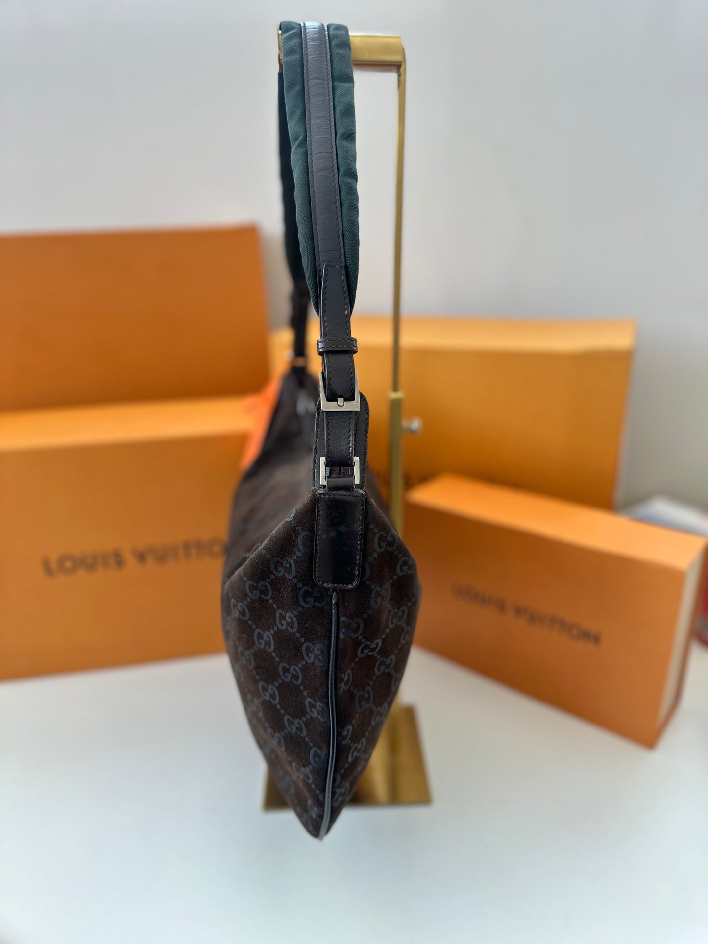 Gucci Suede Dark