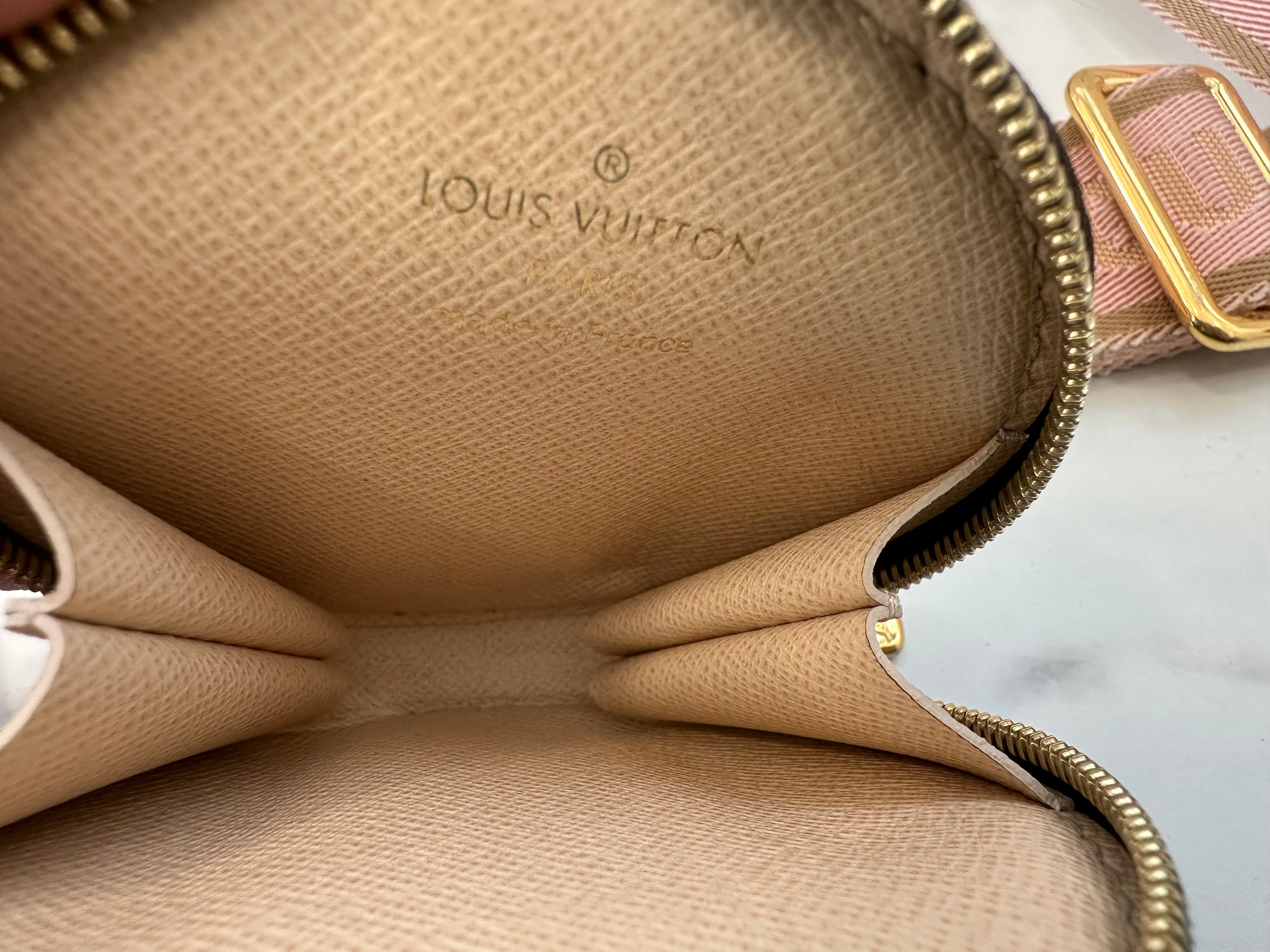 Louis Vuitton Multipochette