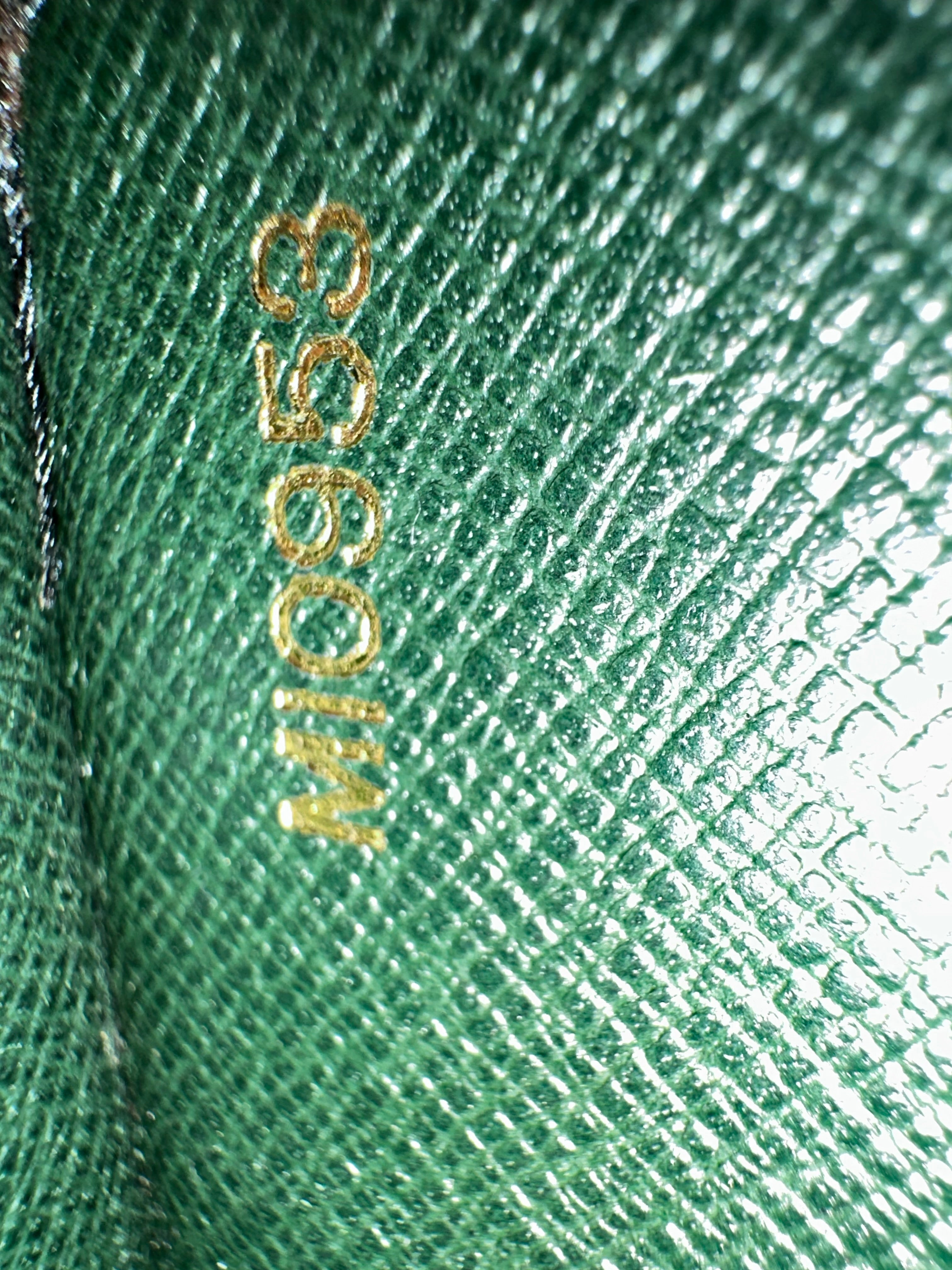 Louis Vuitton Epi Porte Documents Bandouliere