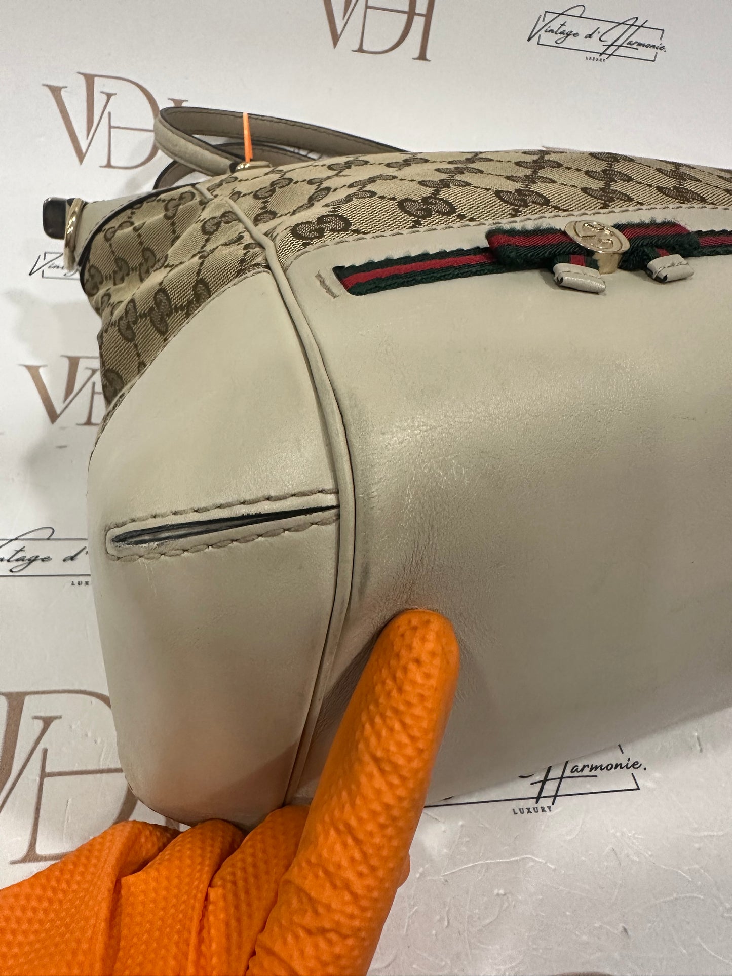 383152 - Gucci Tote