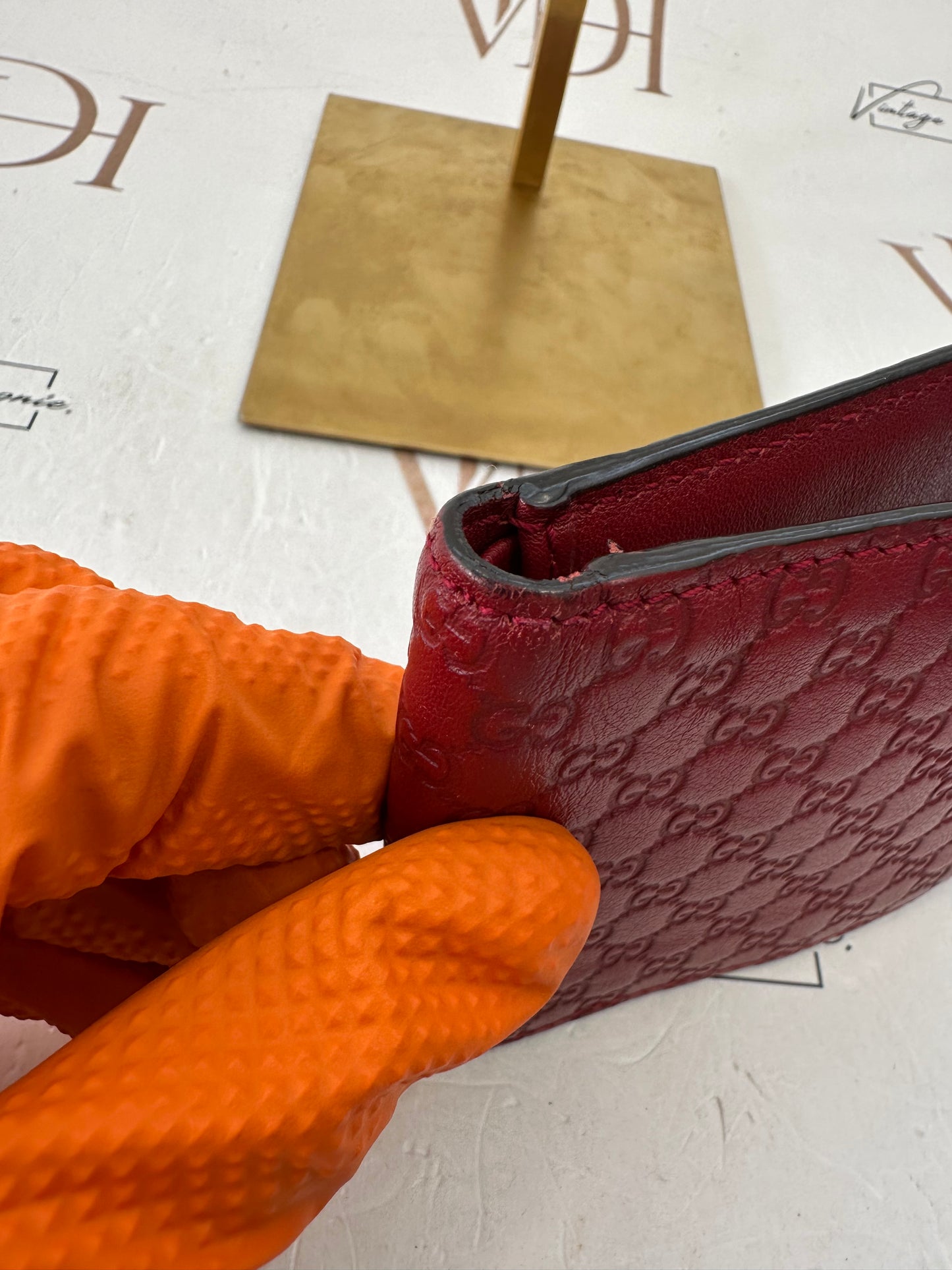 383013 - Gucci Wallet