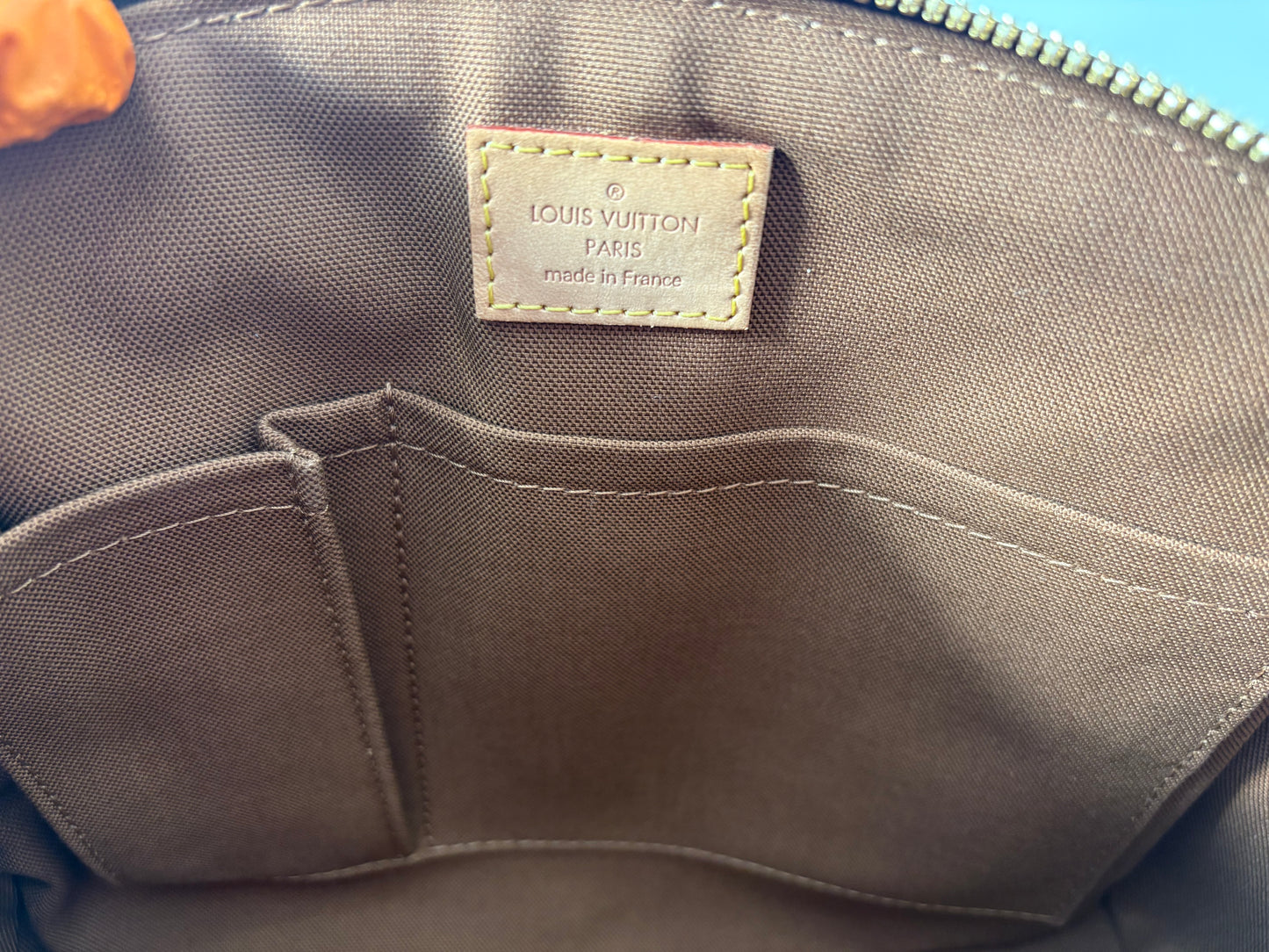 018870 - Louis Vuitton Tivoli PM