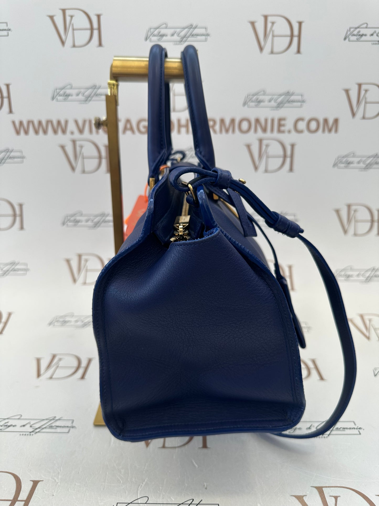 382310 - Saint Laurent Y-Ligne